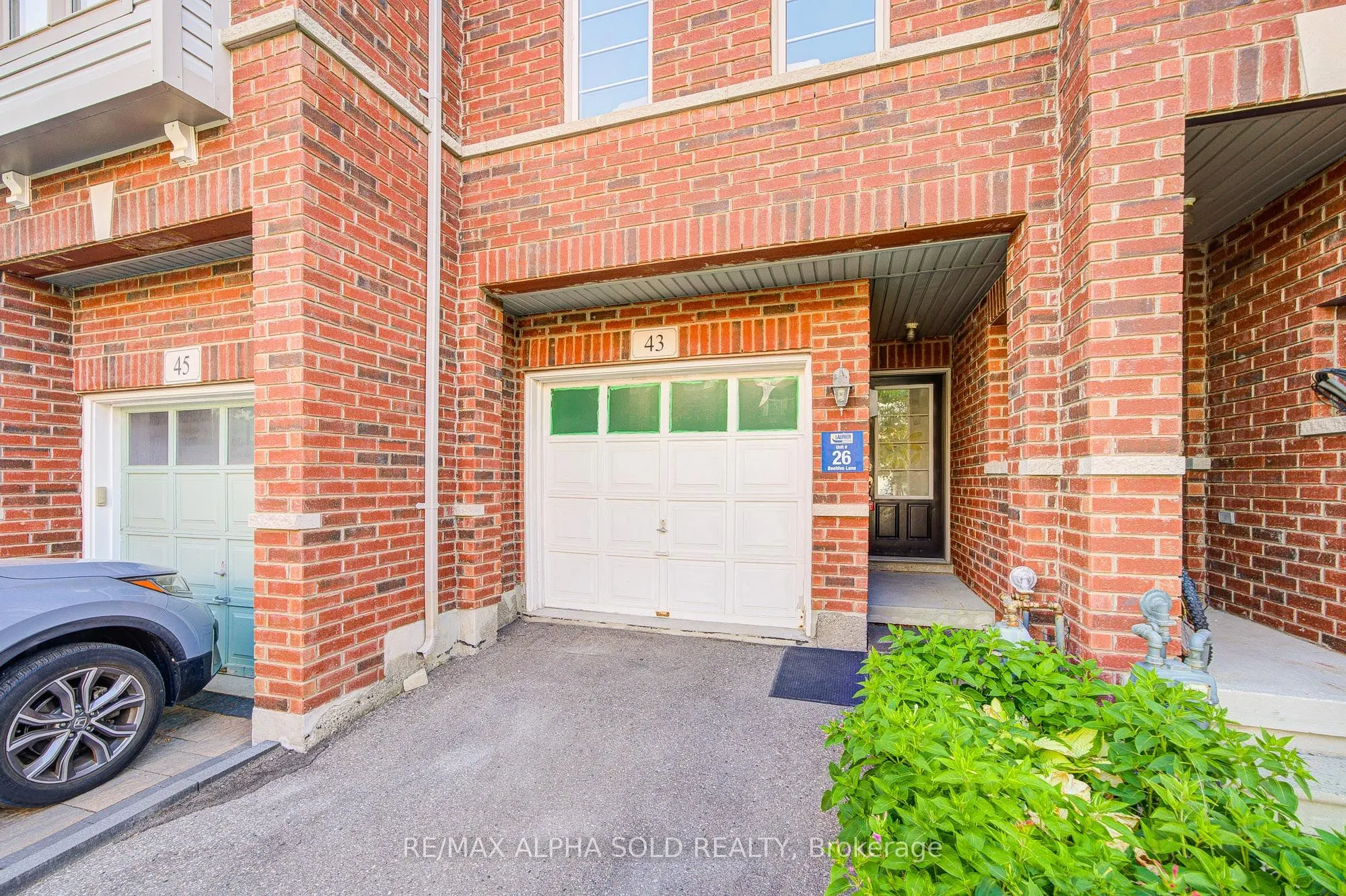 43 Beehive Lane
