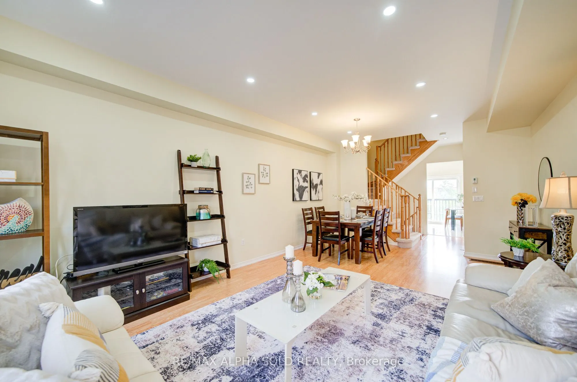 43 Beehive Lane