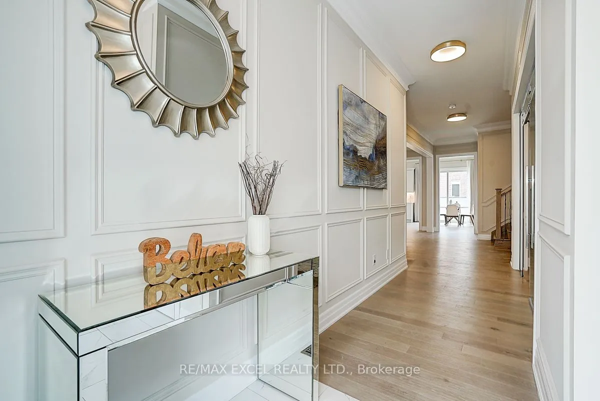 137 Pine Hill Crescent