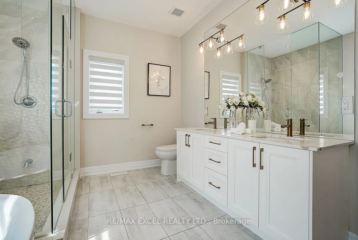 137 Pine Hill Crescent