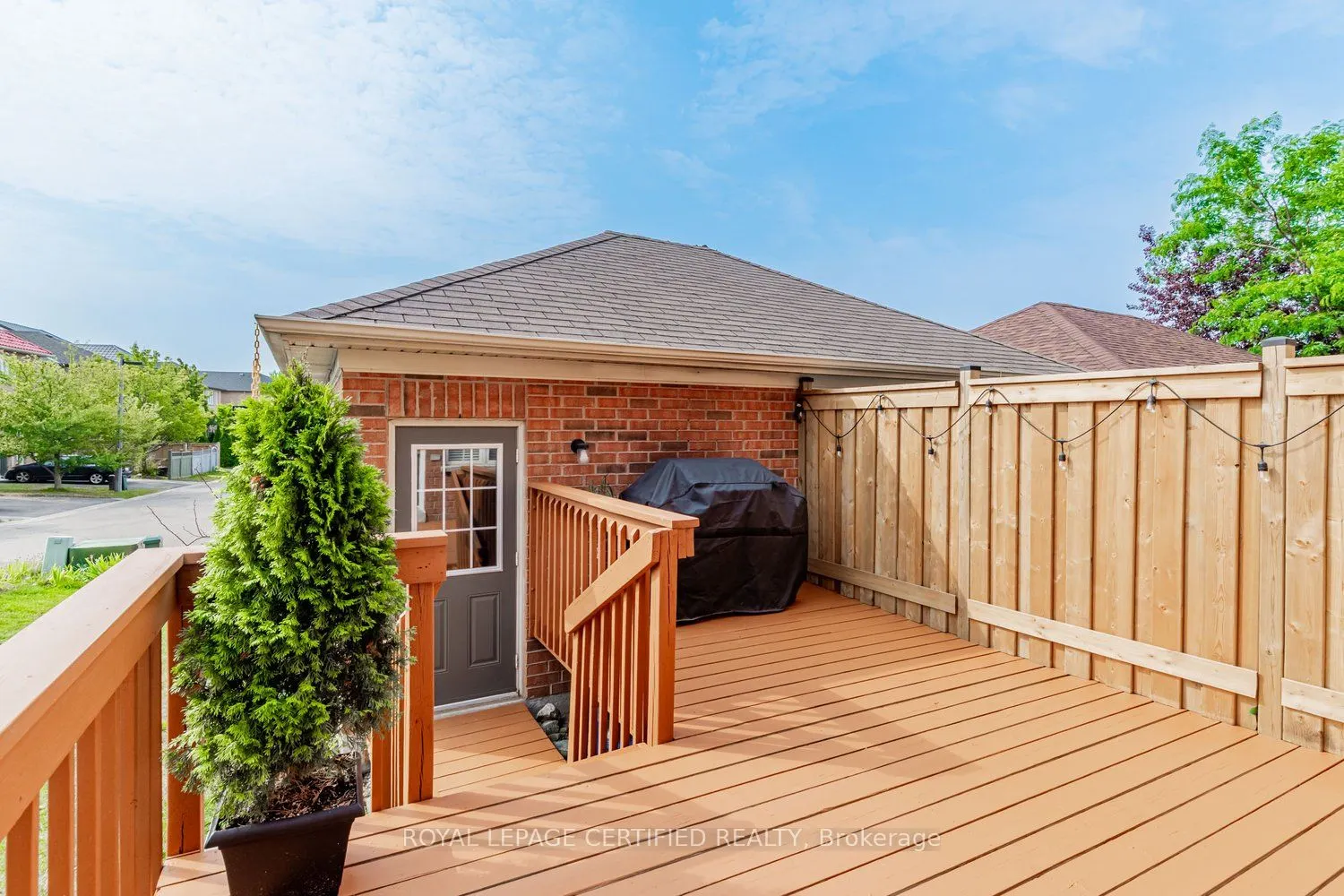 483 White's Hill Avenue