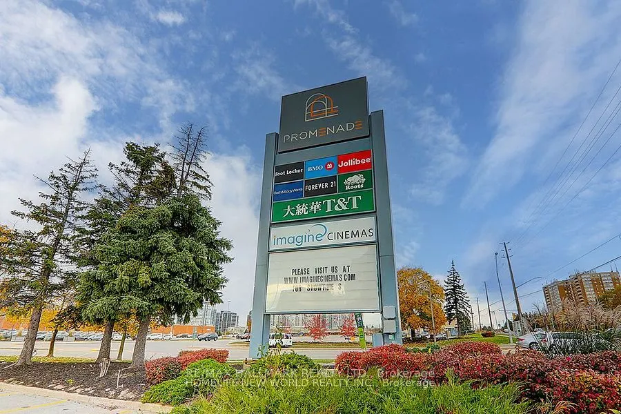 50 UPPER MALL Way, #B526