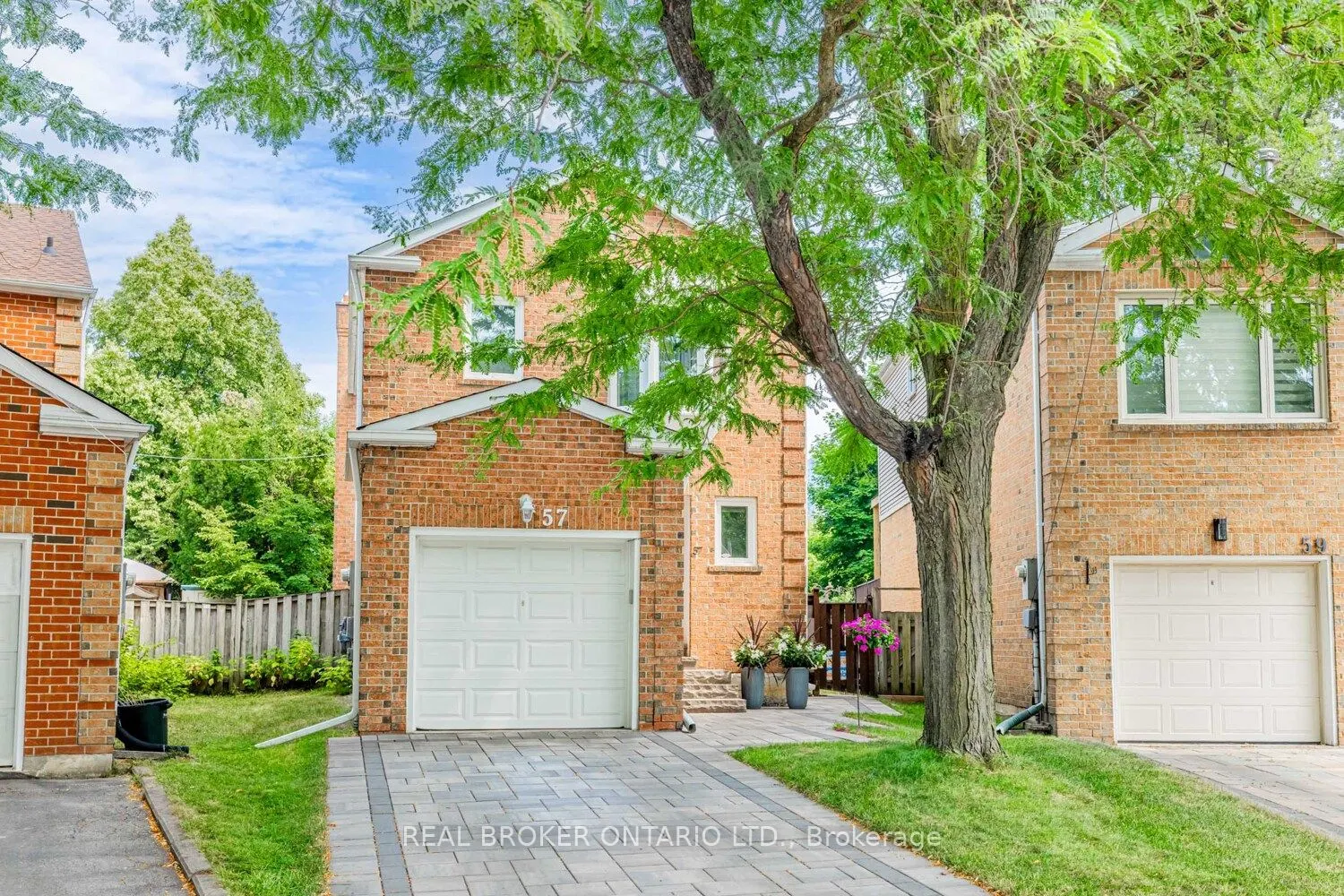 57 Glenmanor Way