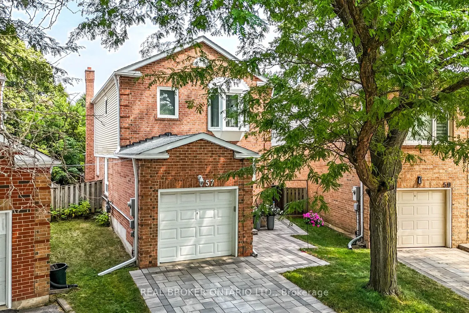 57 Glenmanor Way