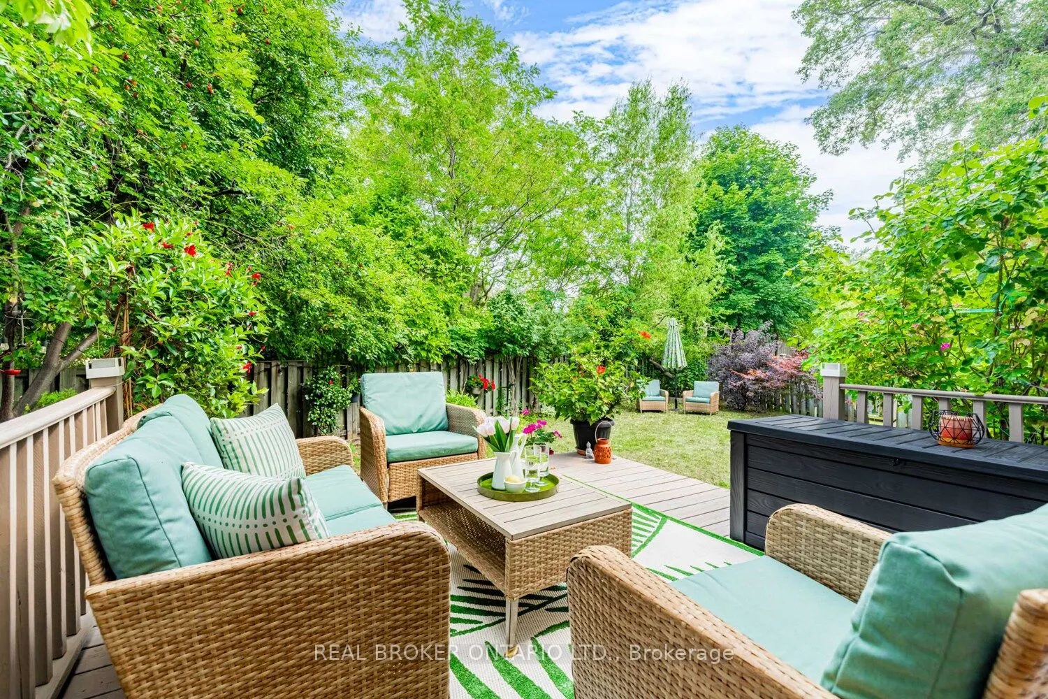 57 Glenmanor Way