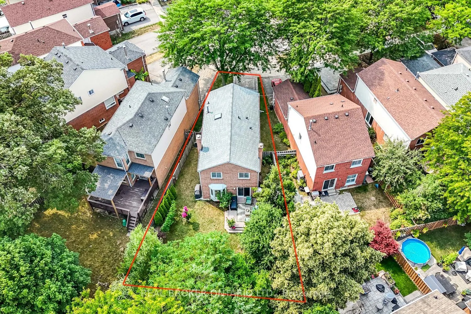 57 Glenmanor Way