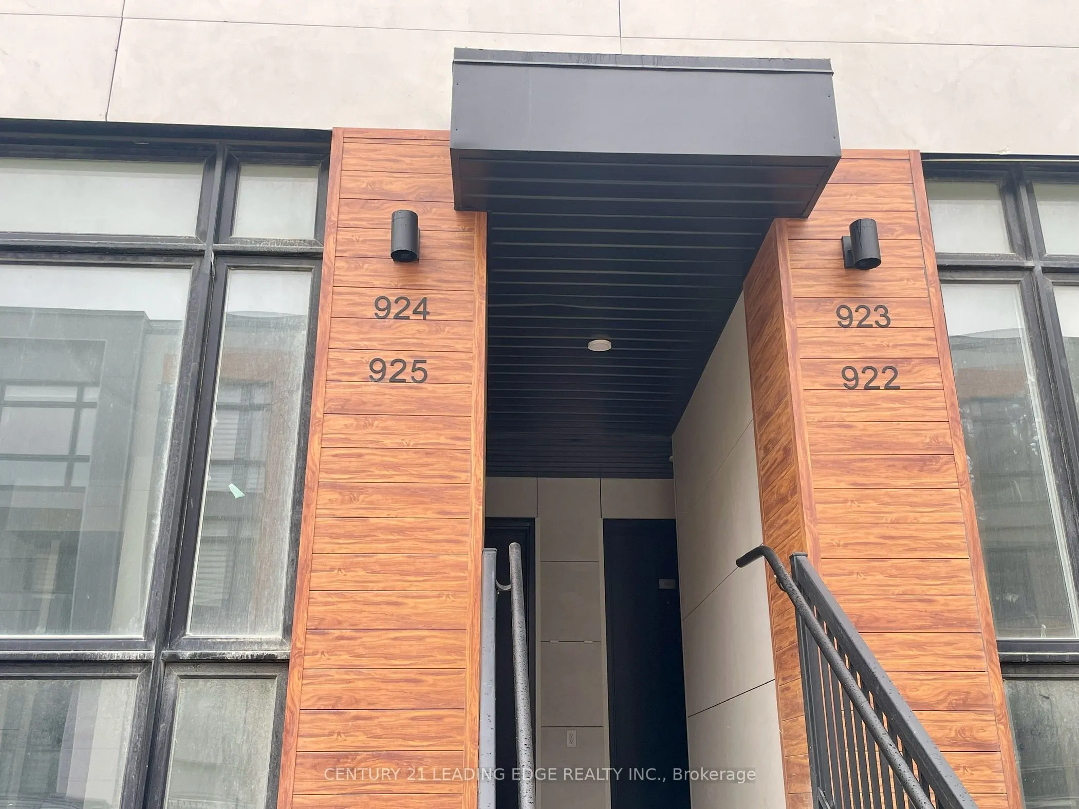2 STECKLEY HOUSE Lane, #924