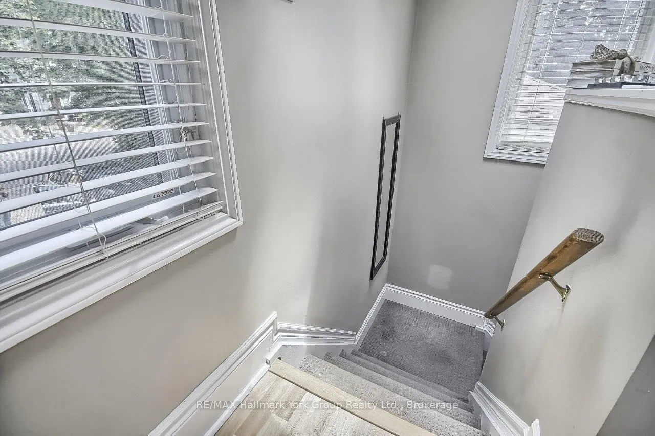 394 Eagle Street