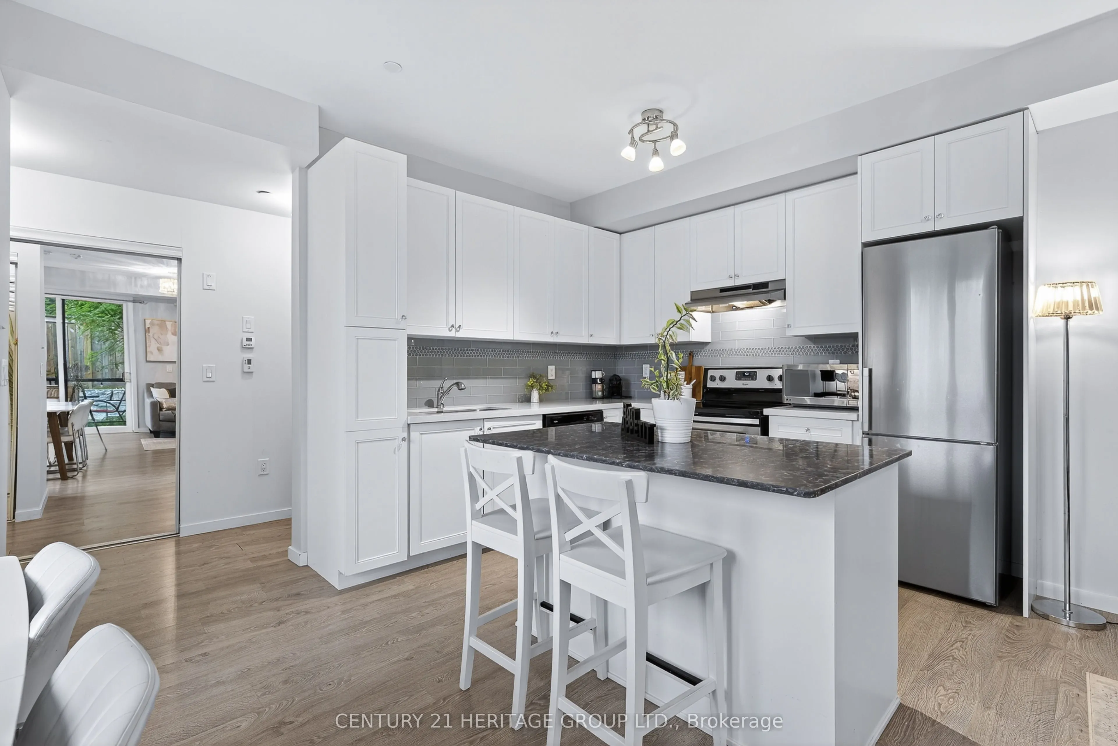 200 Alex Gardner Circle, #27