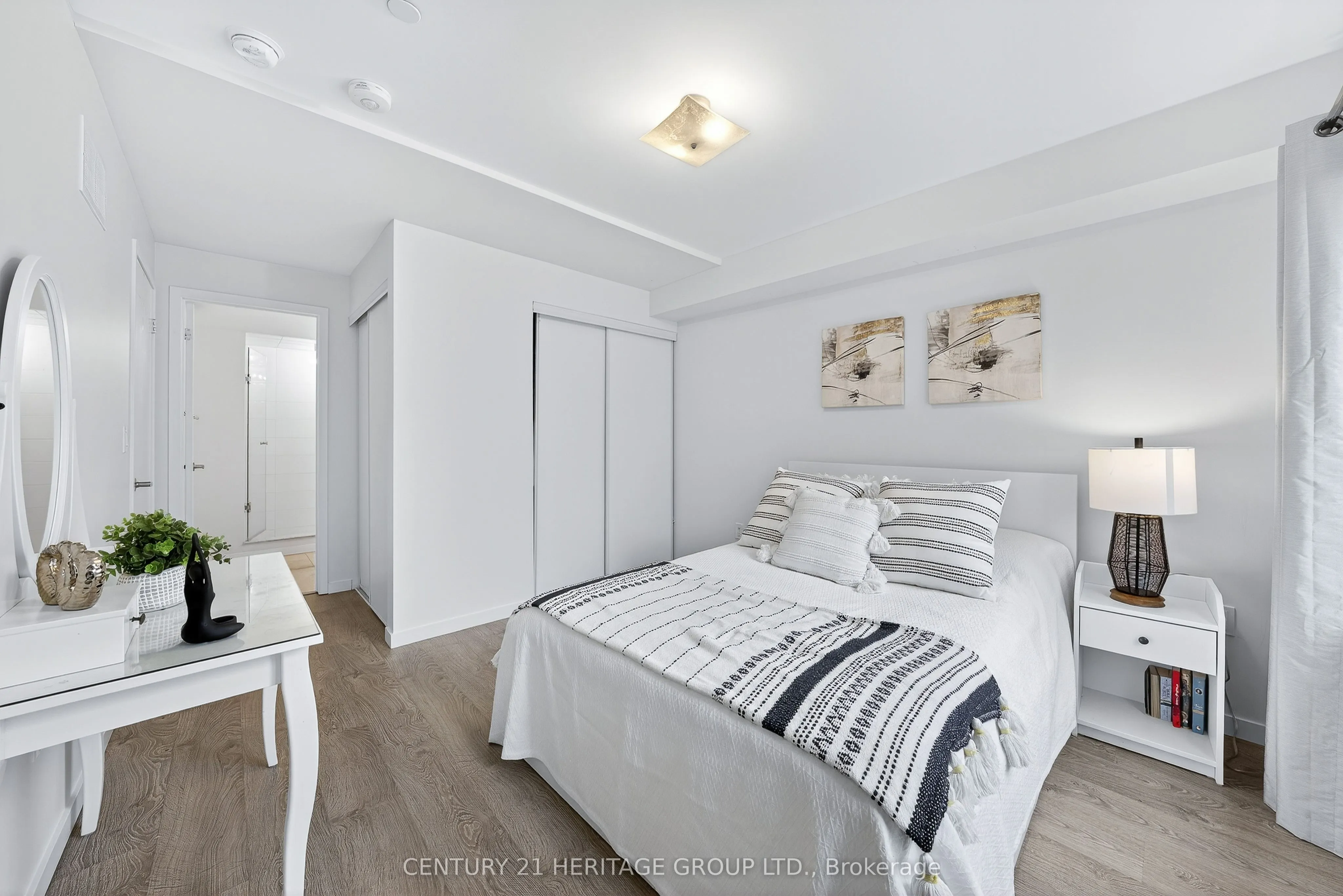 200 Alex Gardner Circle, #27
