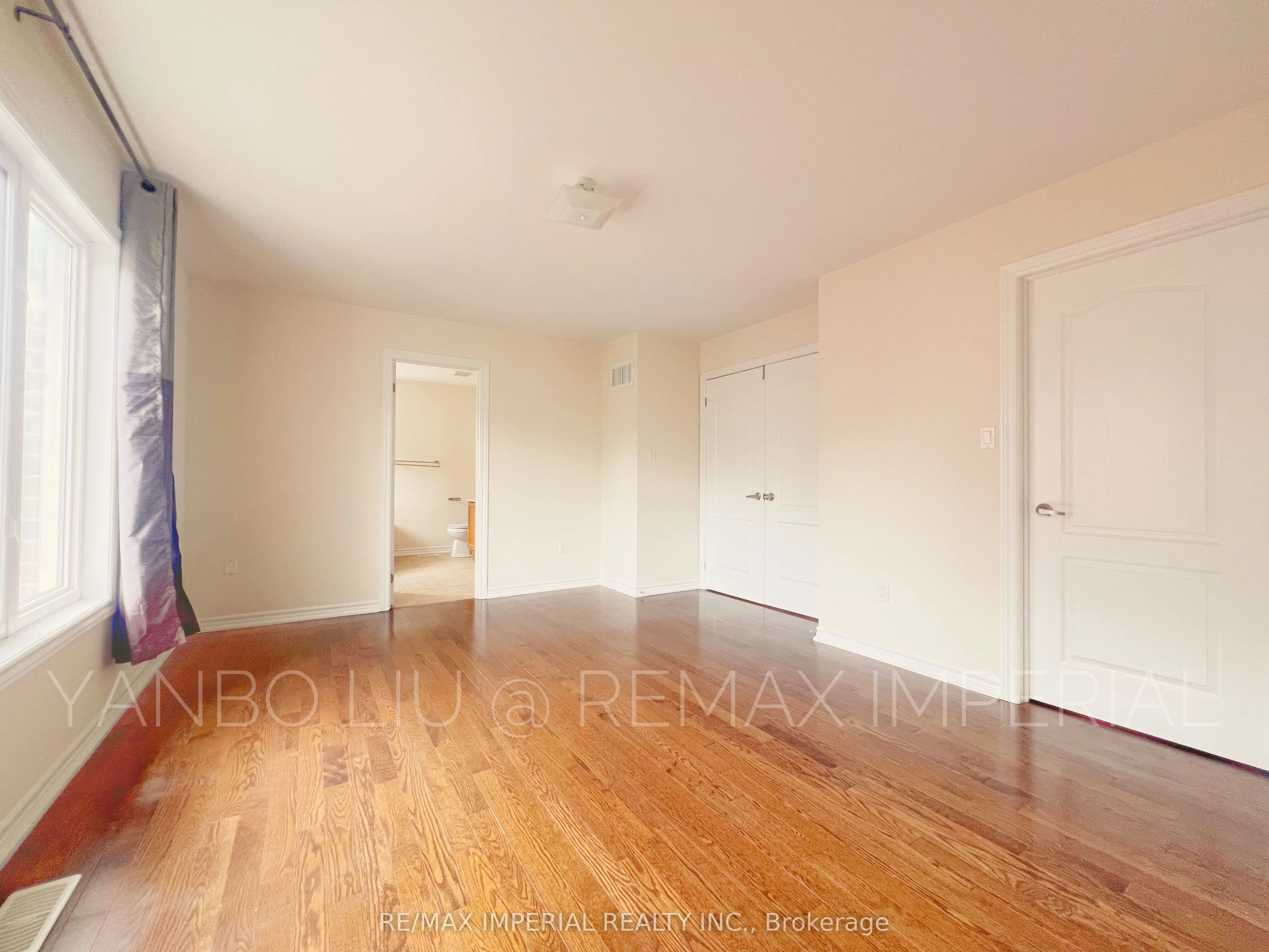 155 Art West Avenue