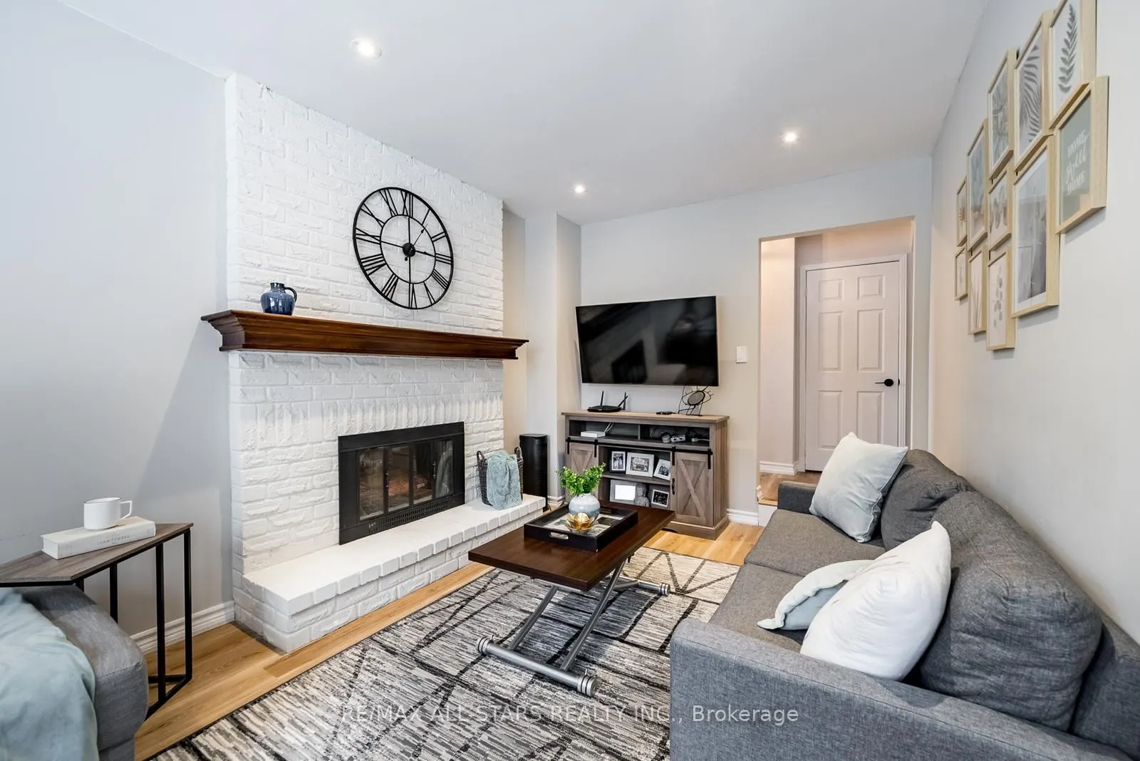 155 Willow Lane