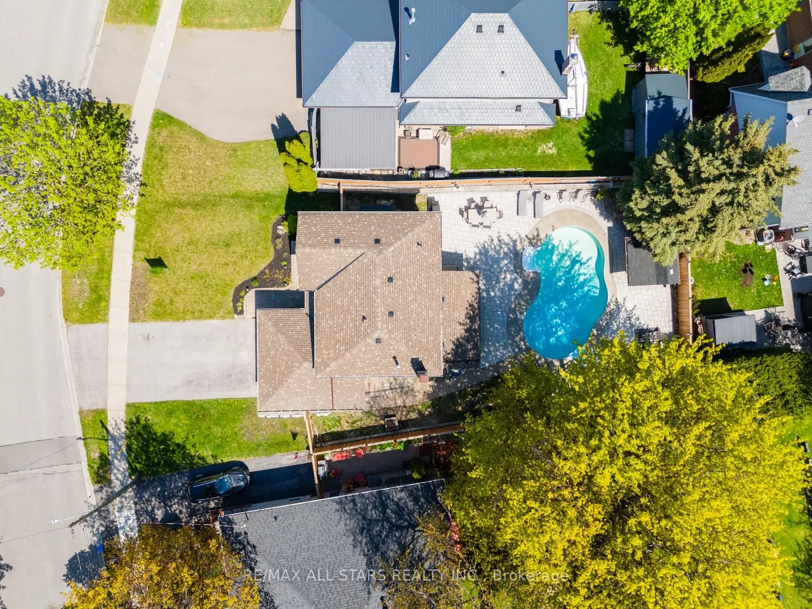 155 Willow Lane