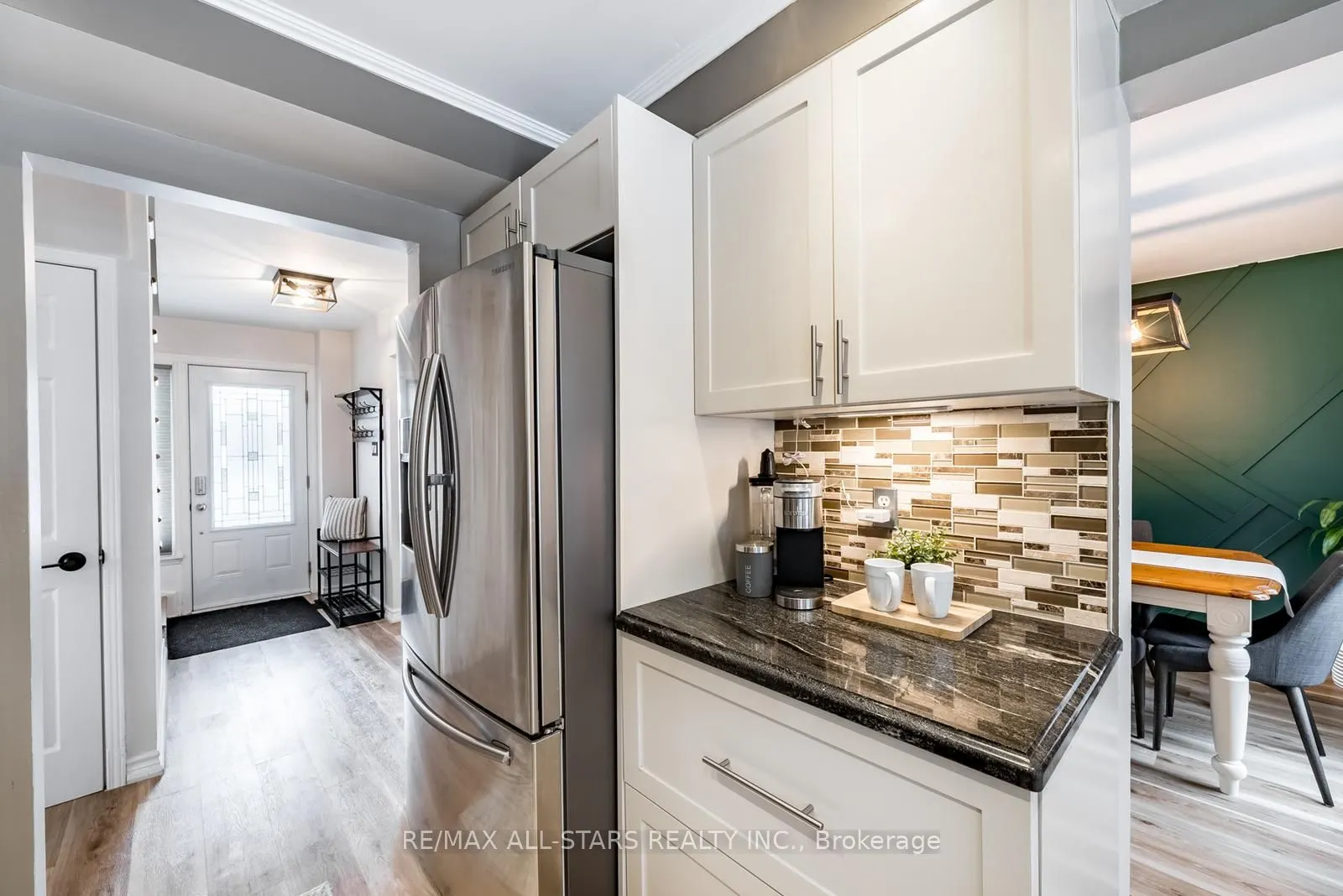 155 Willow Lane