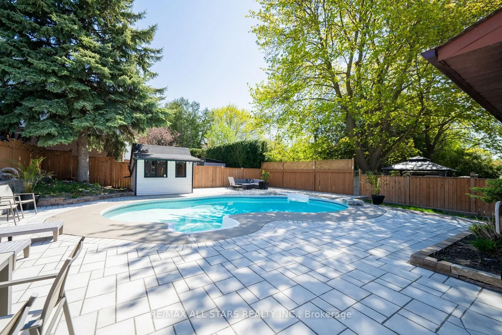 155 Willow Lane