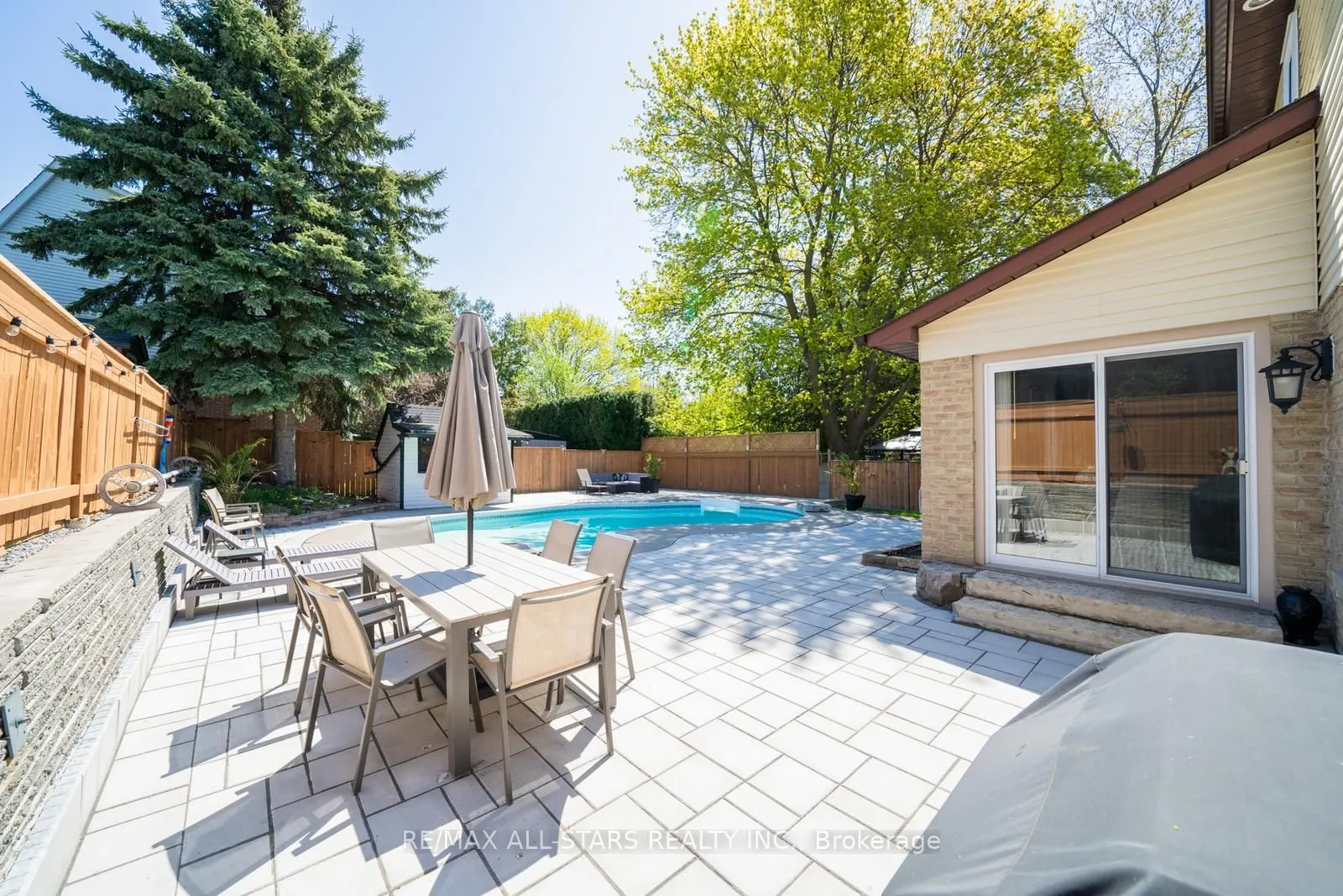 155 Willow Lane