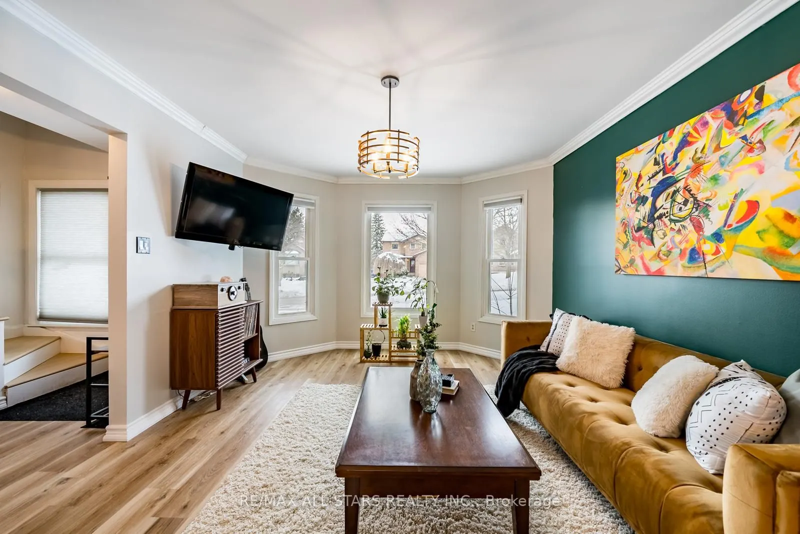 155 Willow Lane