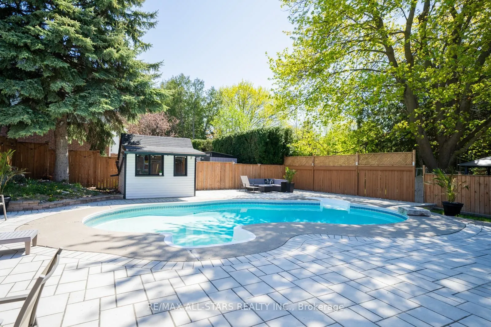 155 Willow Lane