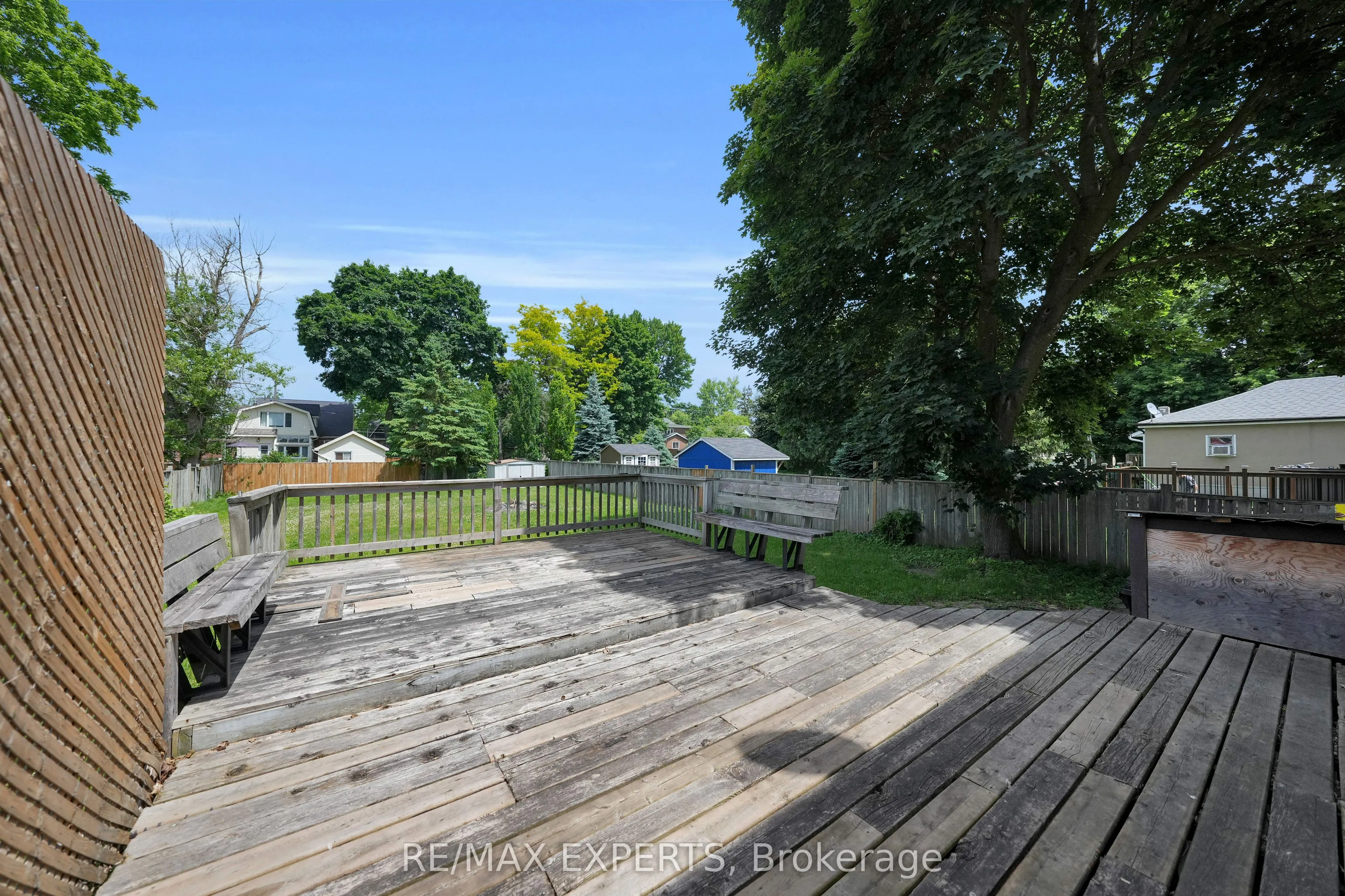 92 Tupper Street W, #Main