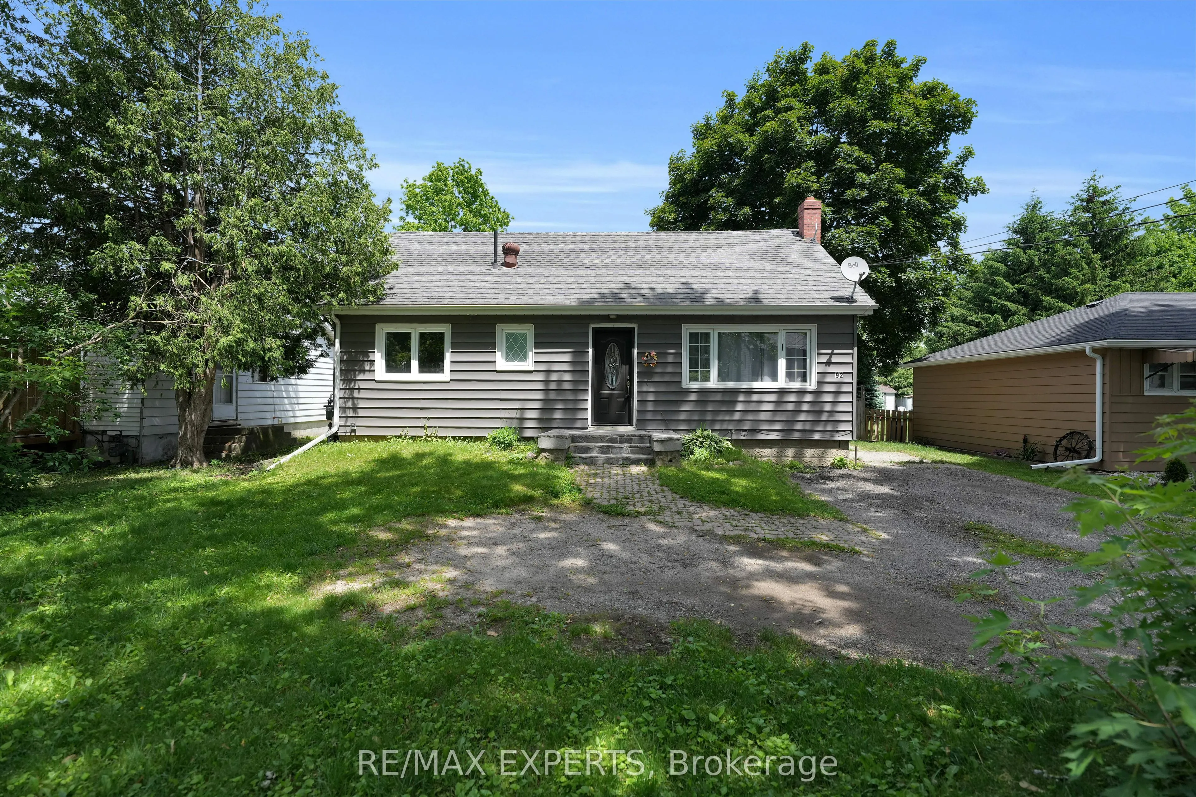 92 Tupper Street W, #Main