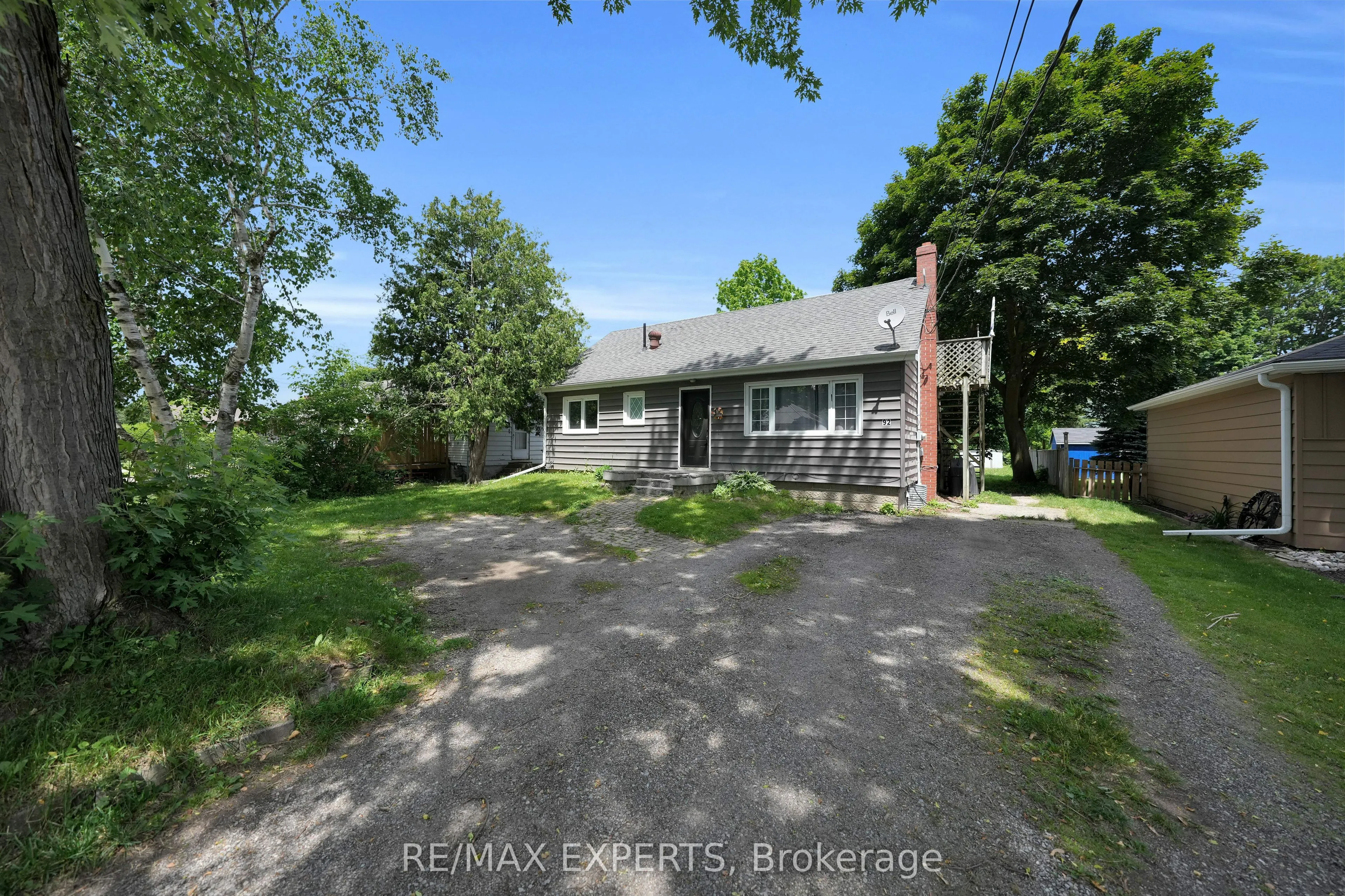 92 Tupper Street W, #Main