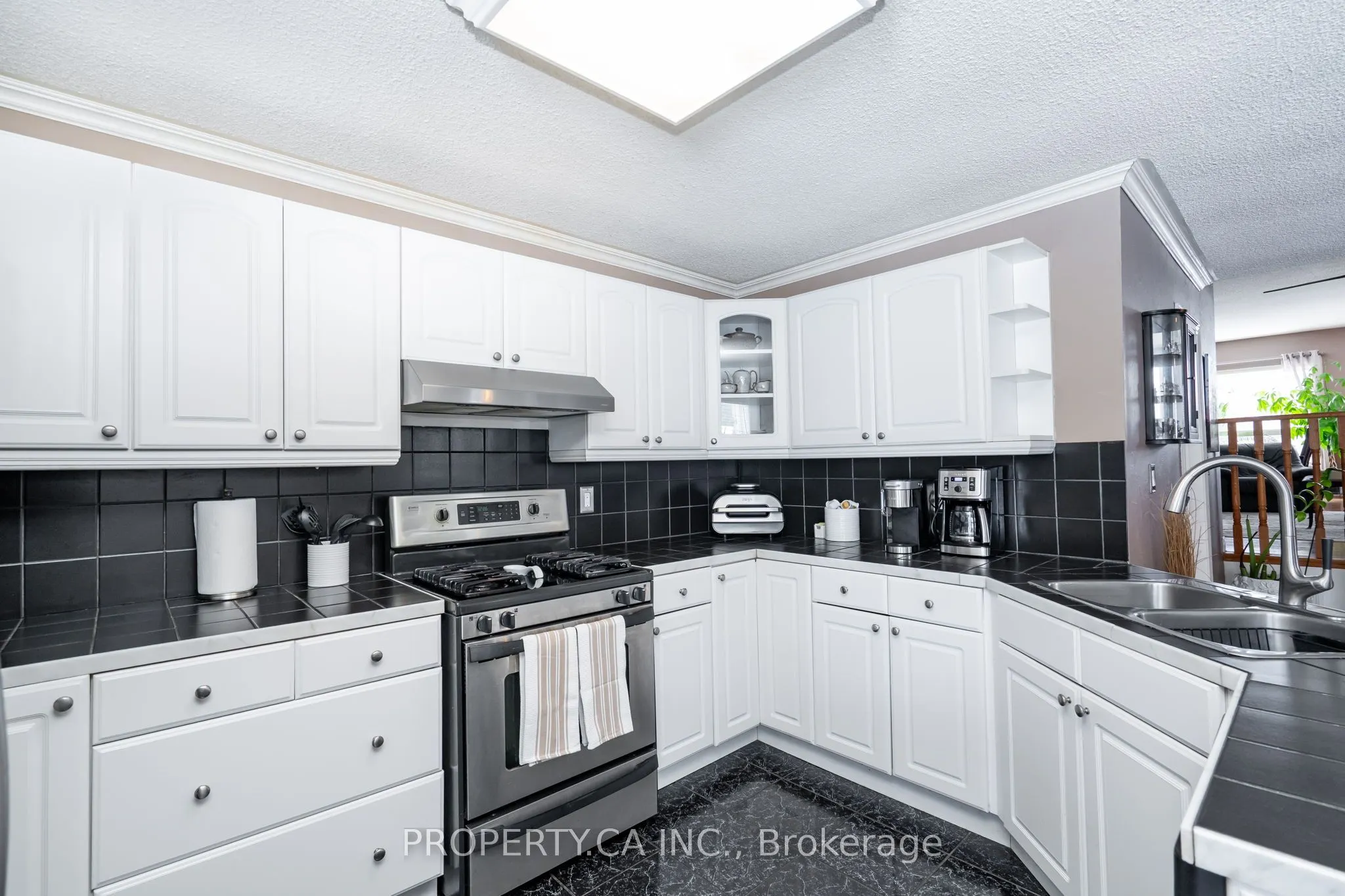 1336 Maple Road