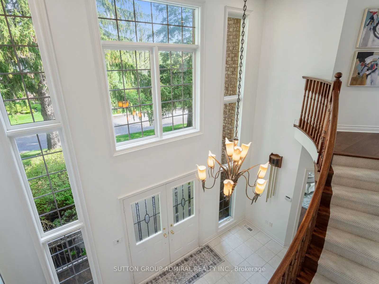 8 Tivoli Avenue