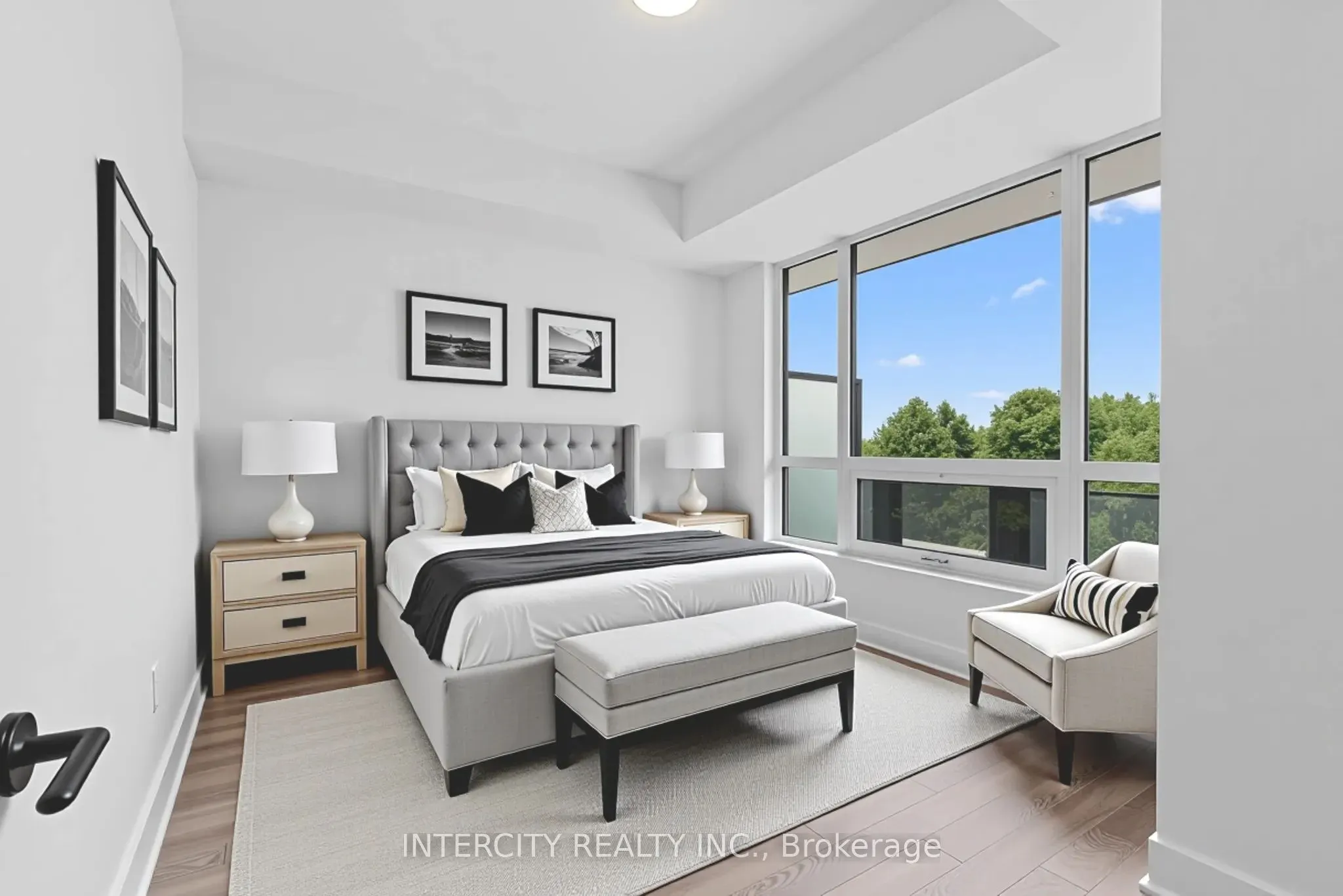 2075 King Road, #411