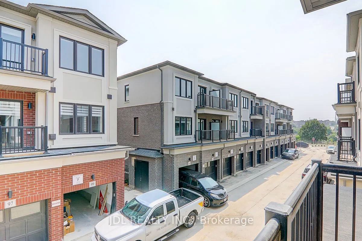 96 Matawin Lane, #96