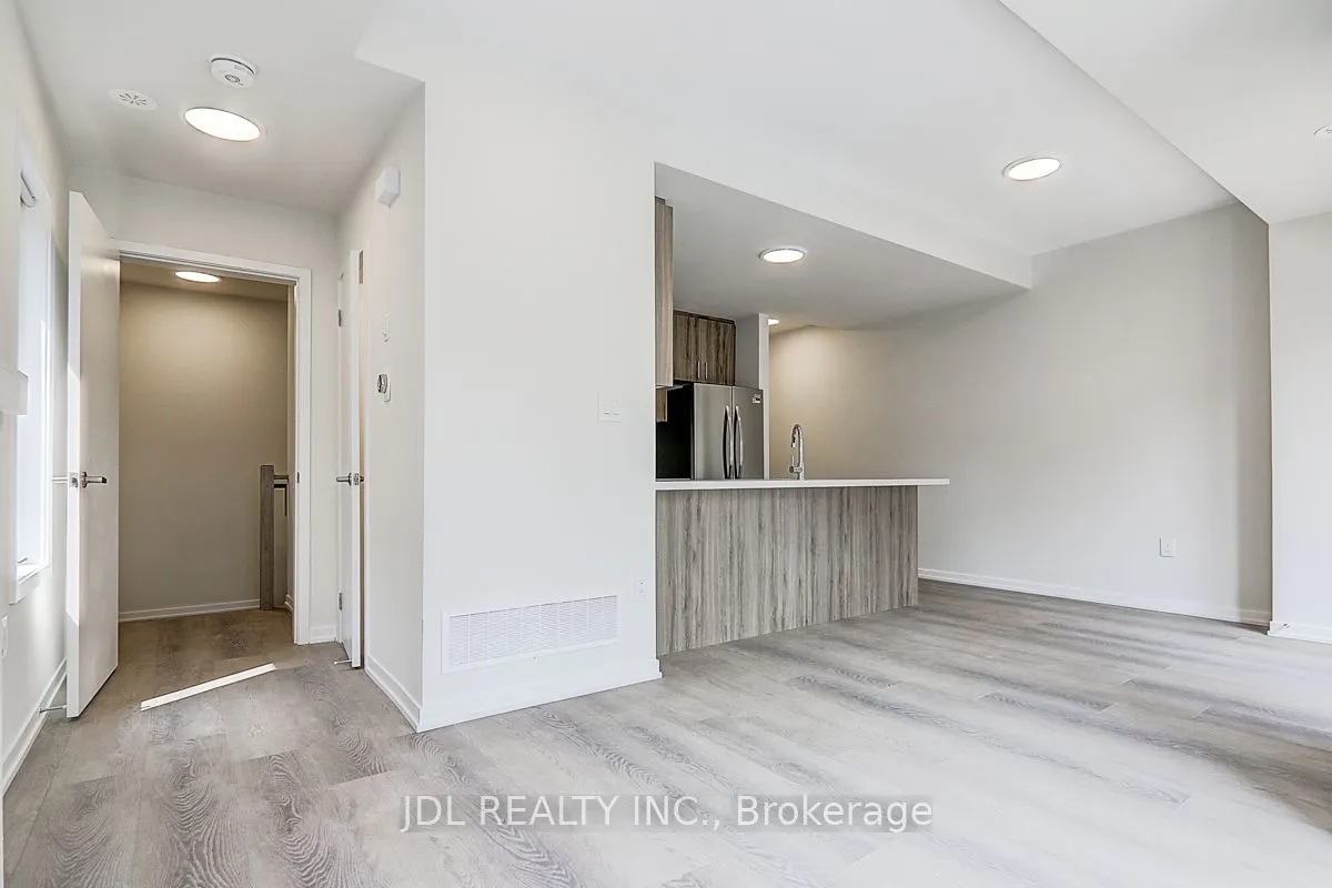 96 Matawin Lane, #96