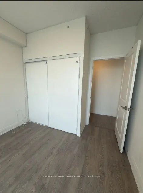 7171 Yonge Street, #PH102
