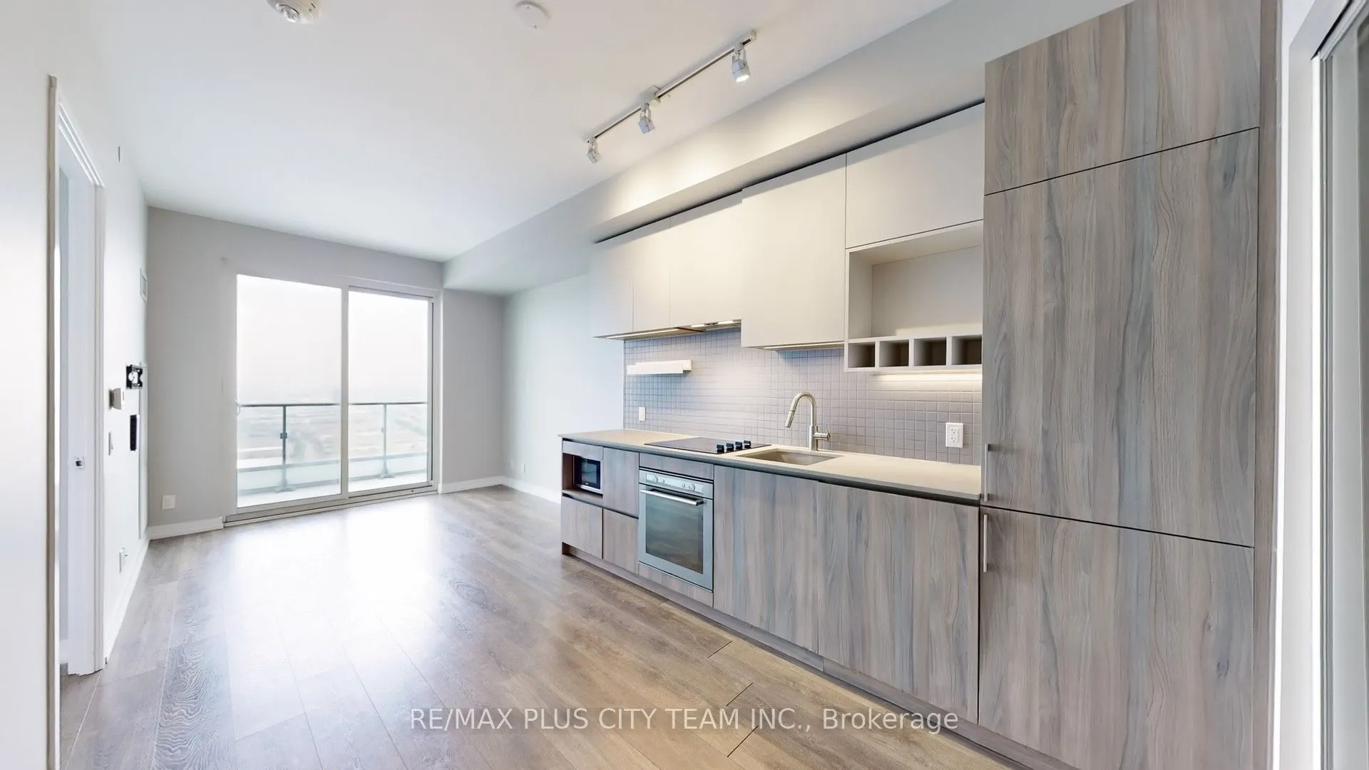 950 Portage Parkway, #4215