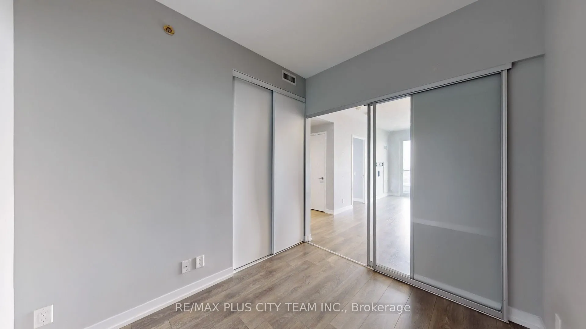 950 Portage Parkway, #4215