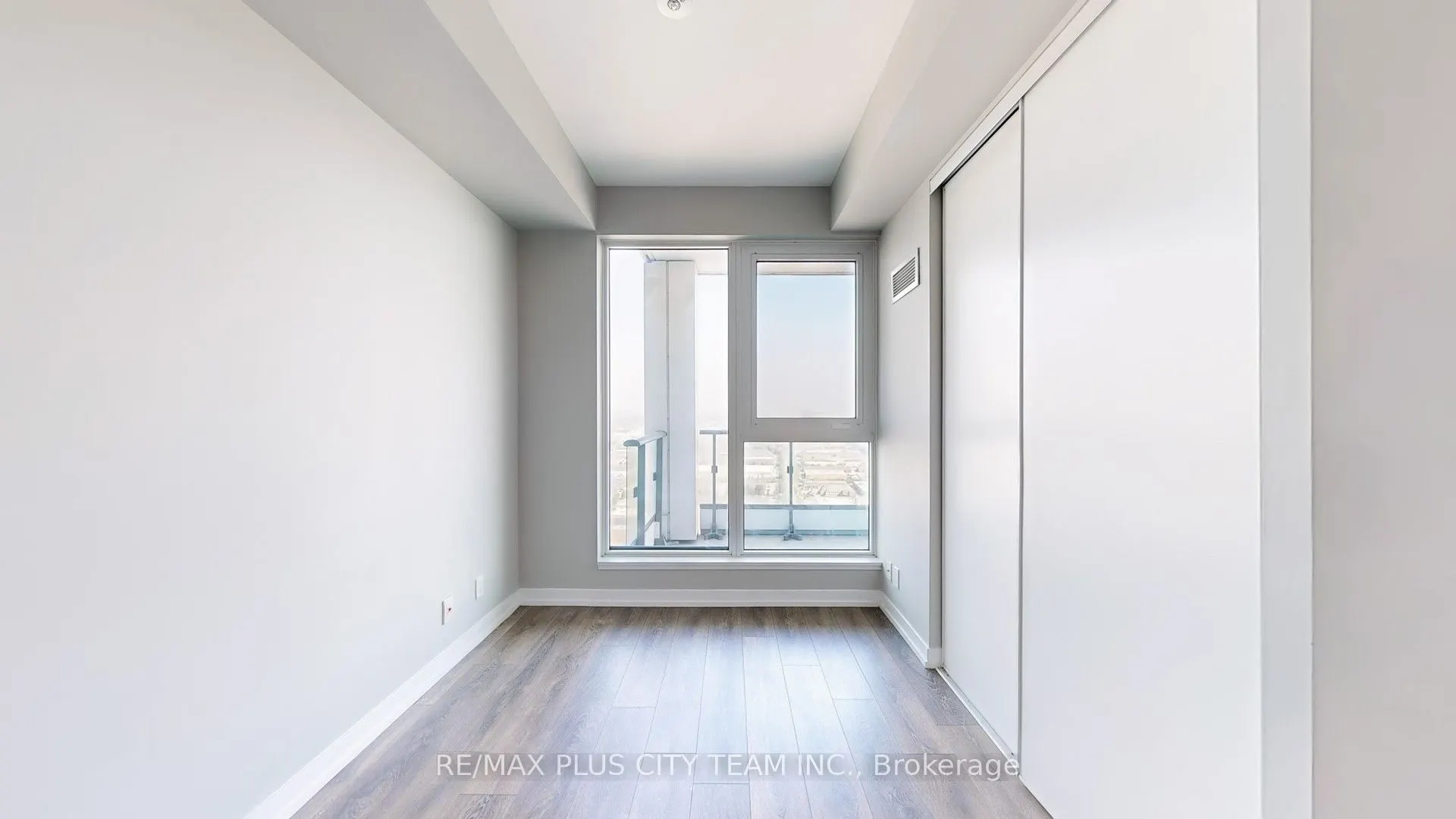 950 Portage Parkway, #4215