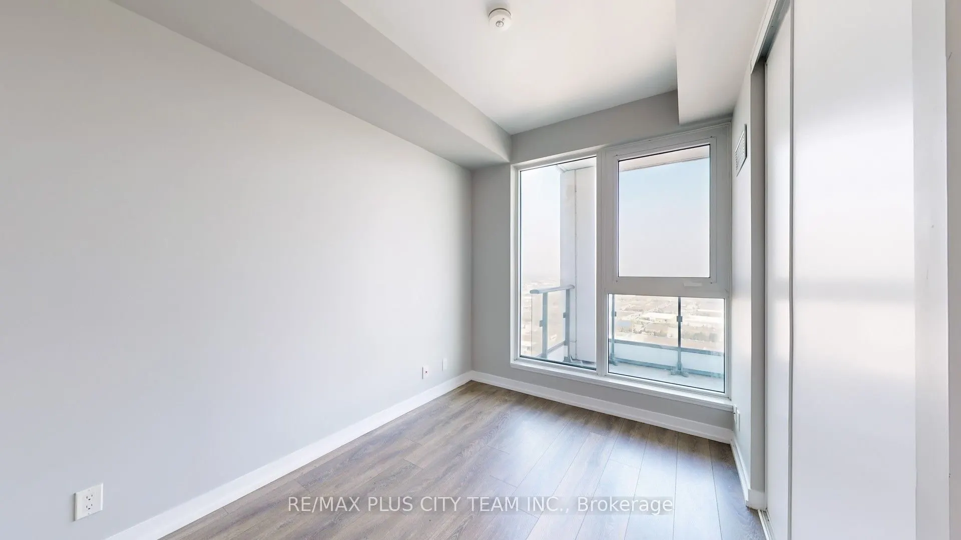 950 Portage Parkway, #4215