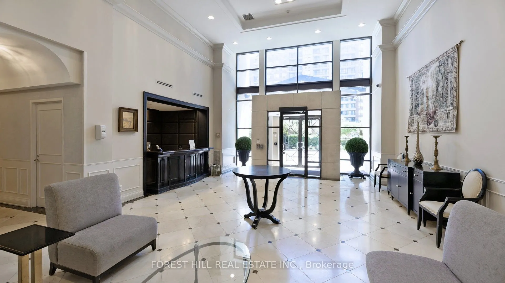 350 Red Maple Road, #417