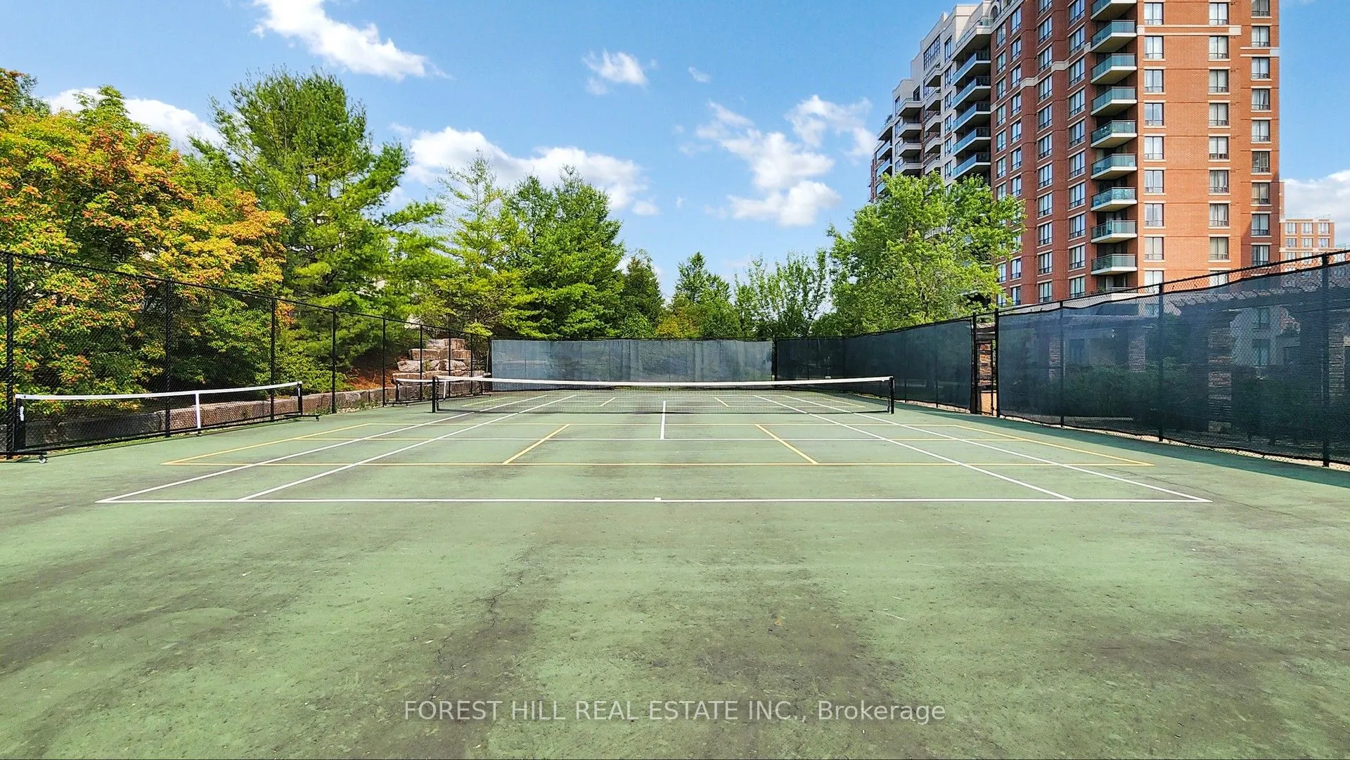 350 Red Maple Road, #417
