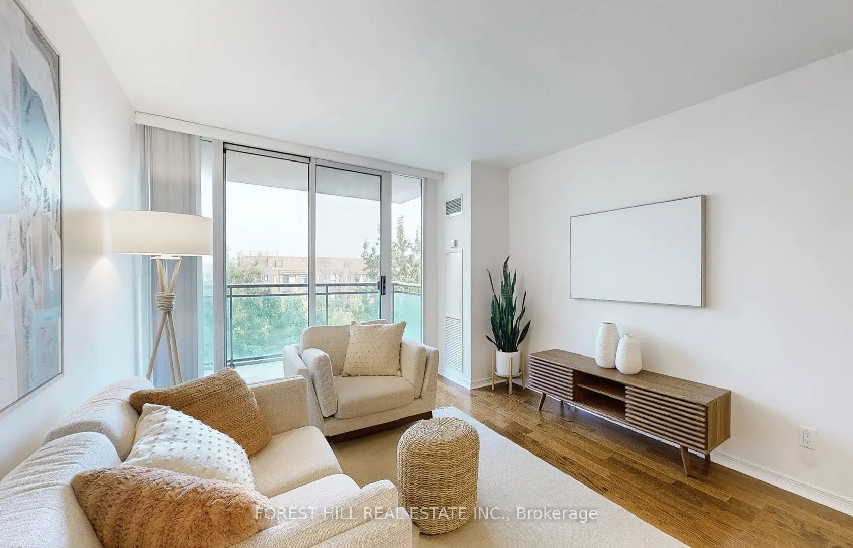350 Red Maple Road, #417