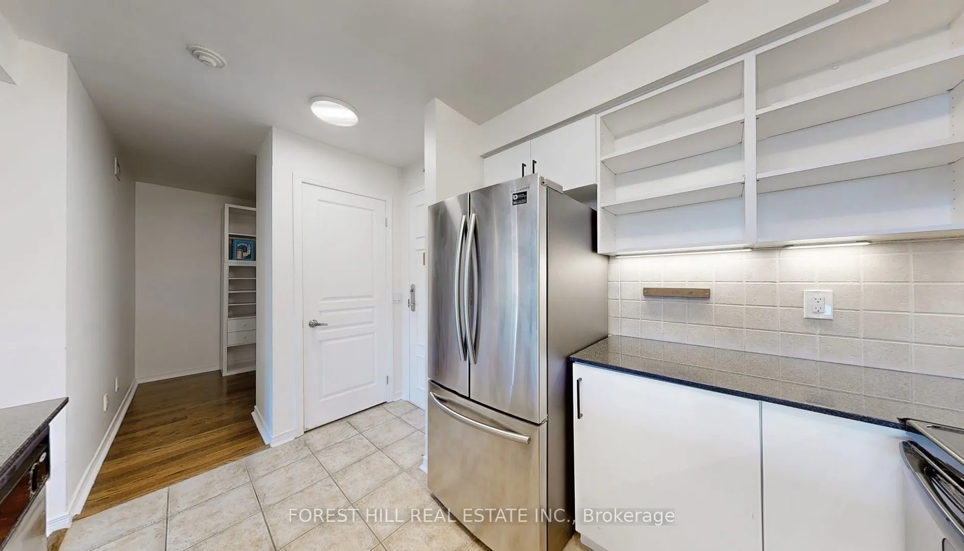 350 Red Maple Road, #417