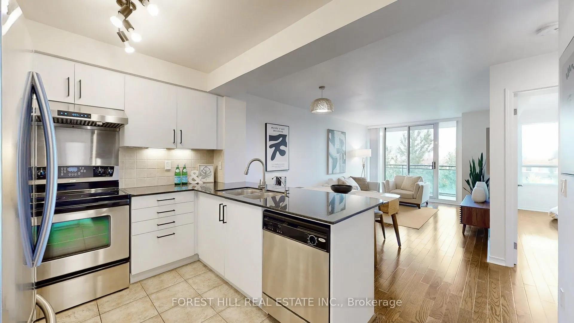 350 Red Maple Road, #417