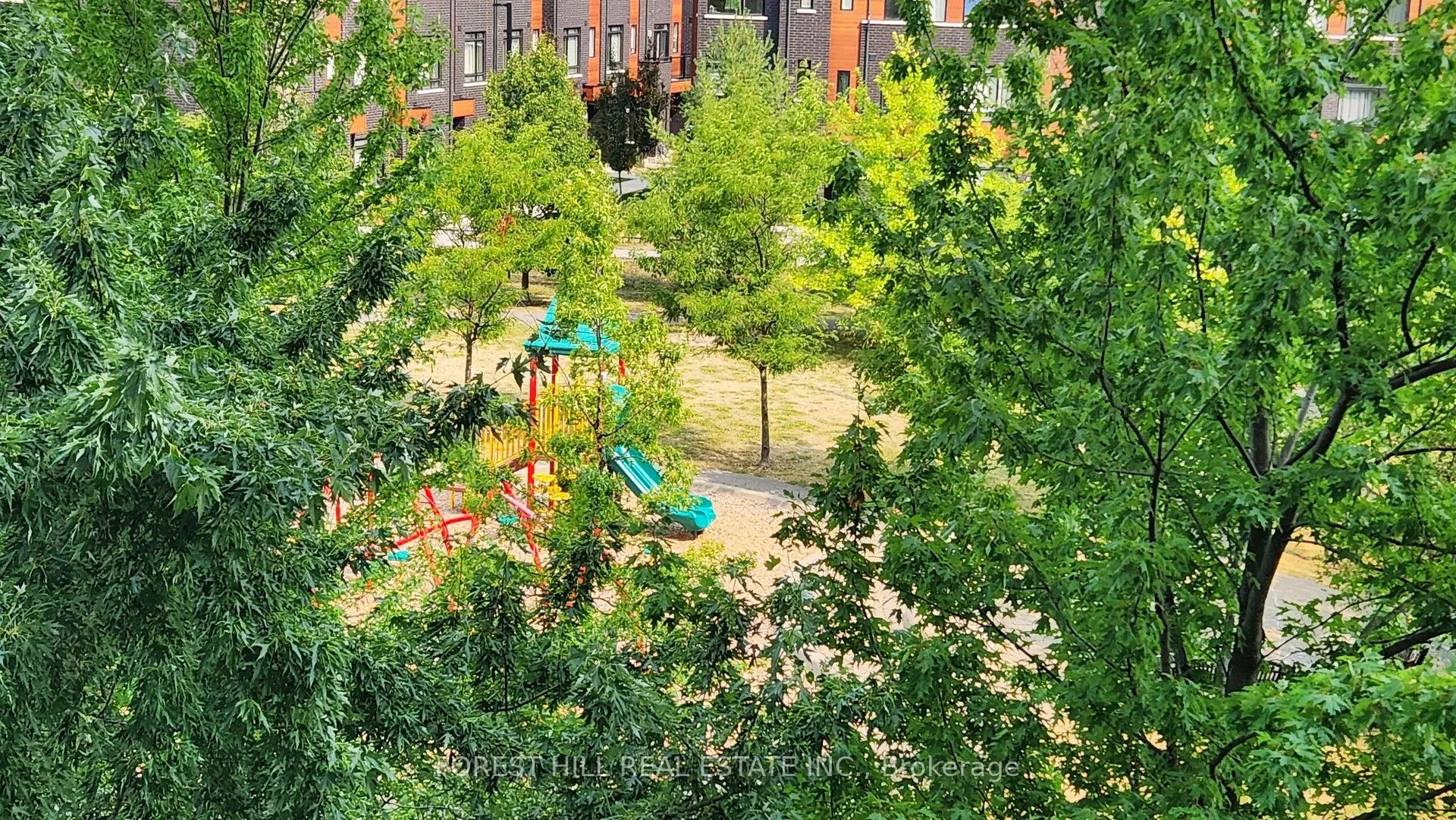 350 Red Maple Road, #417