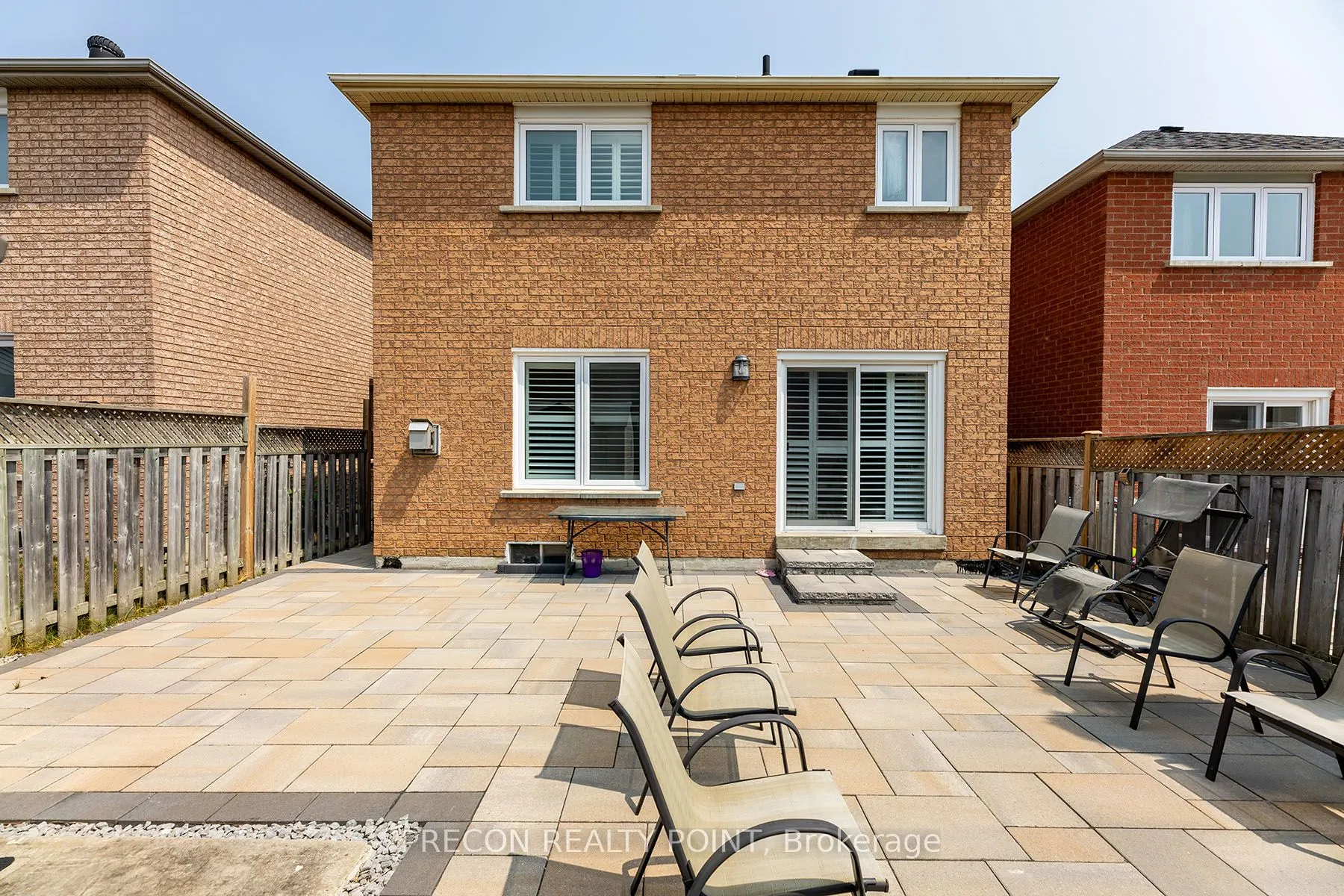 5 Connery Crescent