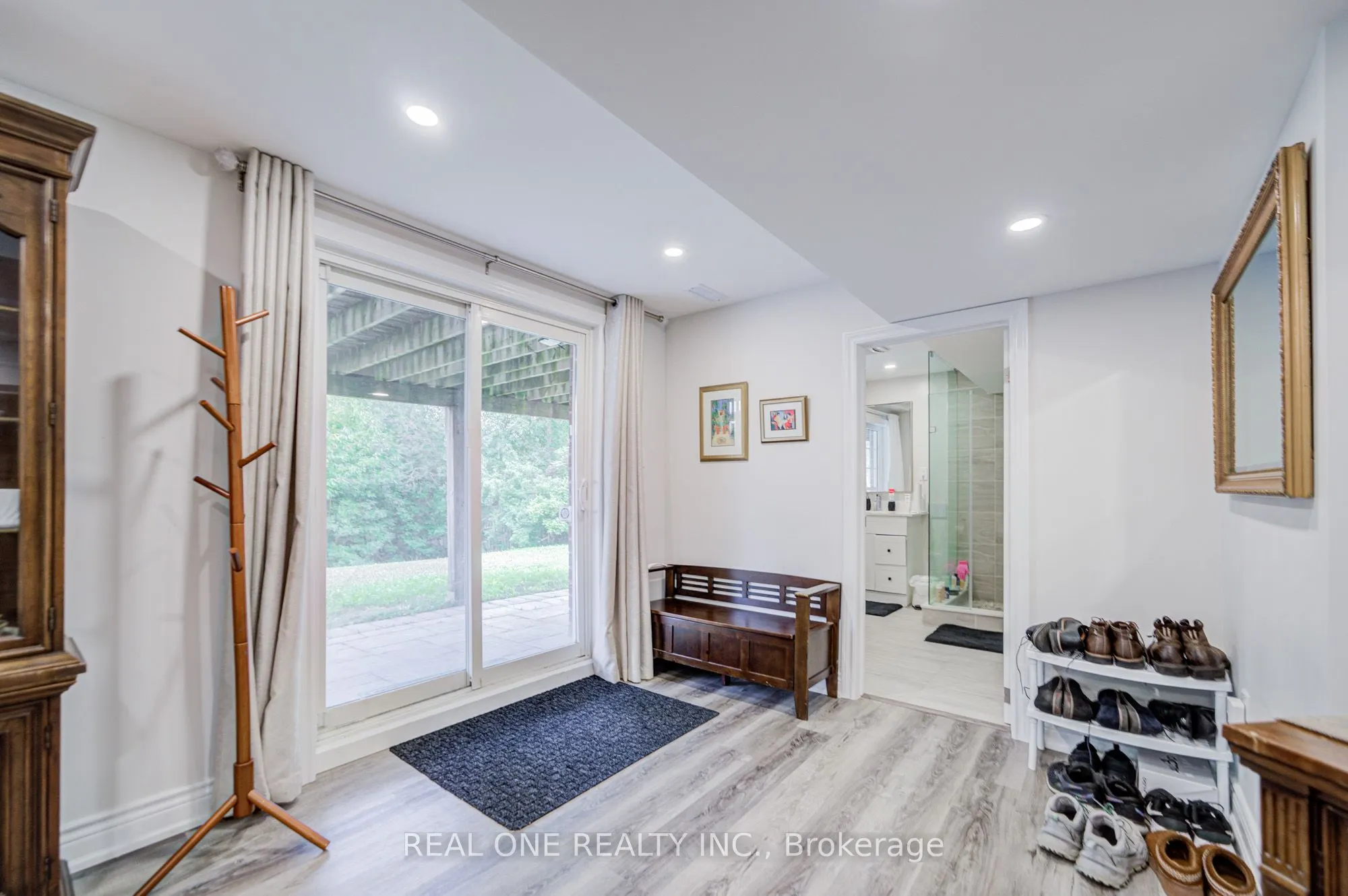 21 Moraine Ridge Drive