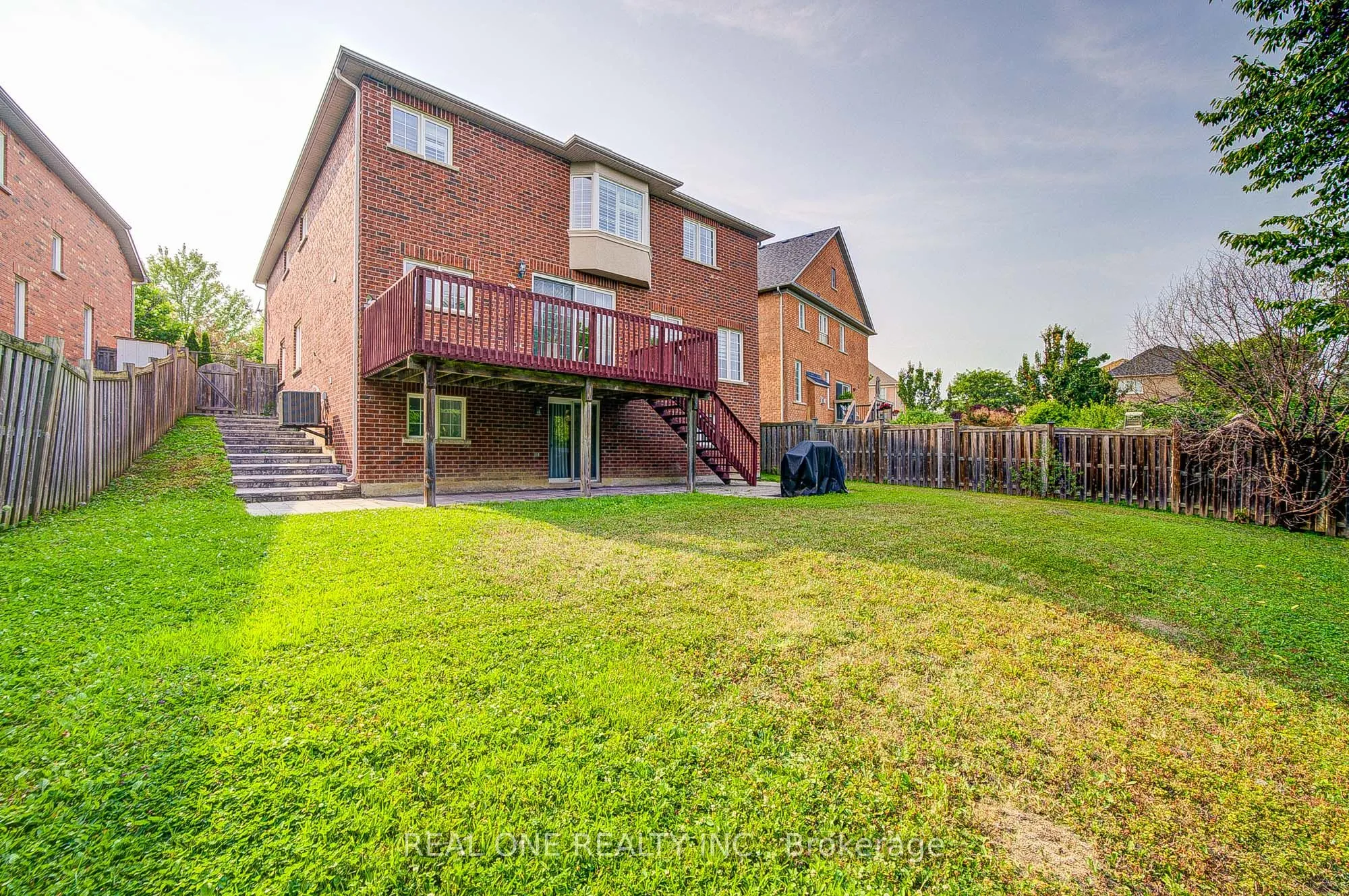 21 Moraine Ridge Drive
