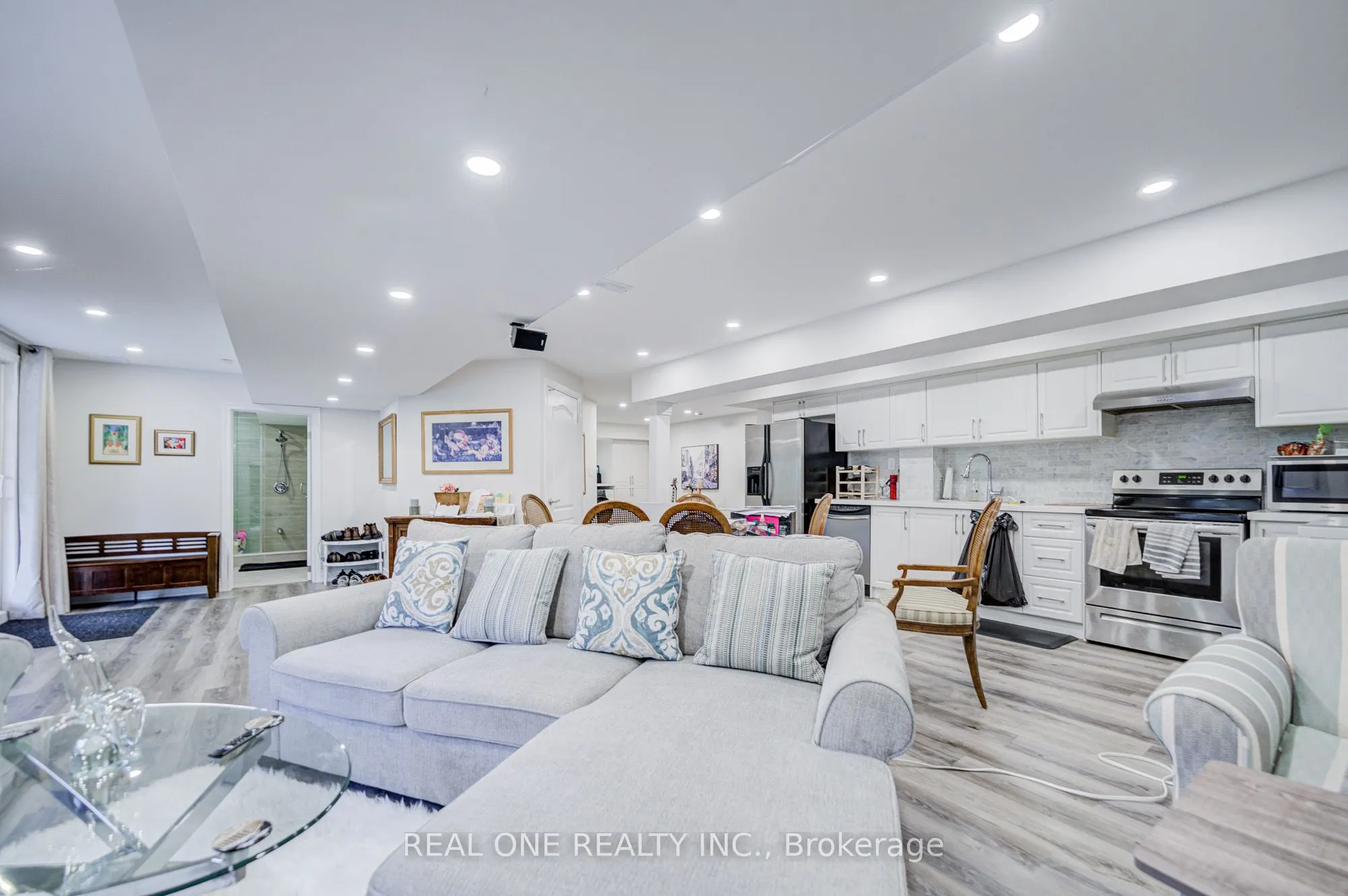 21 Moraine Ridge Drive