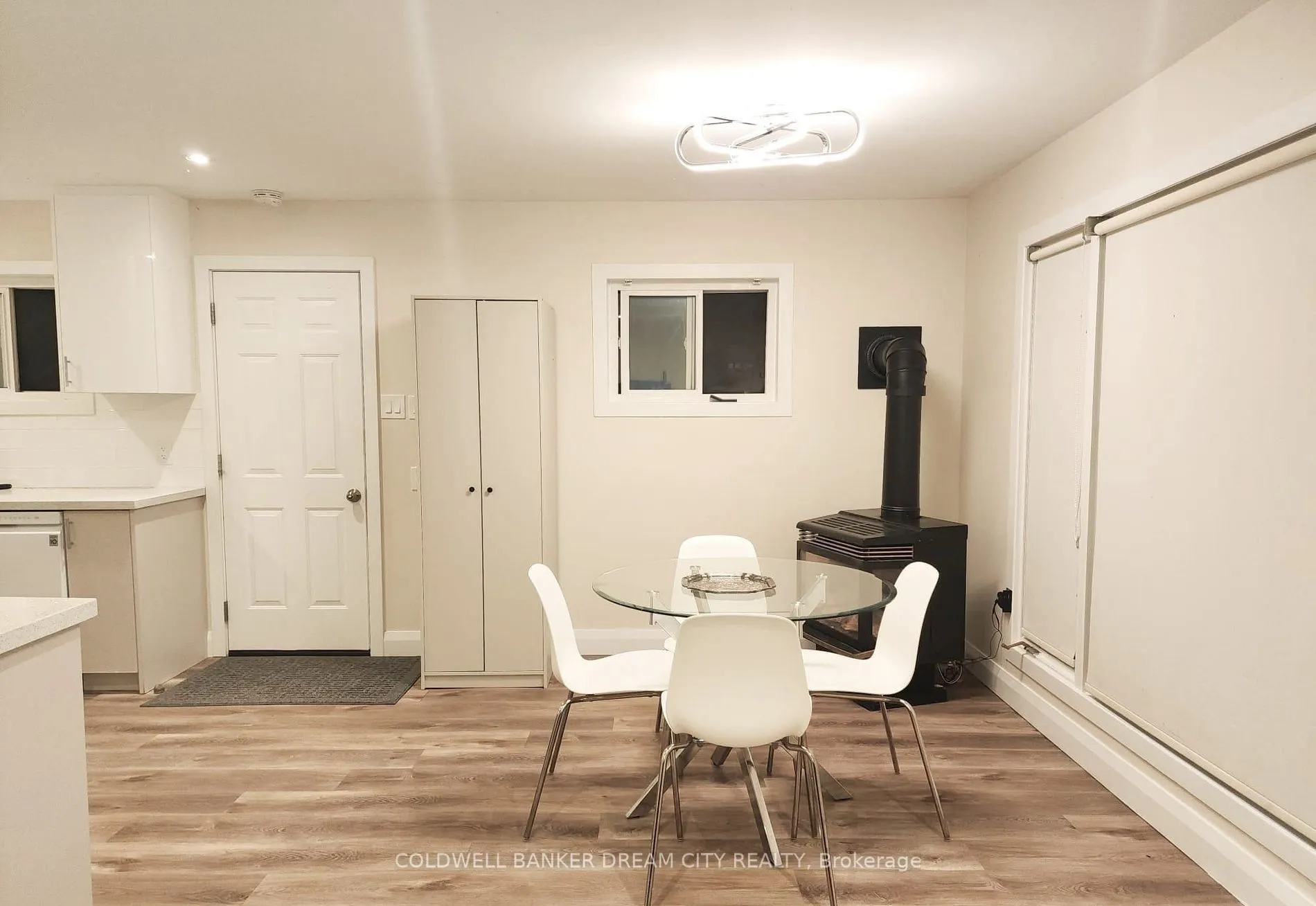 9 Balson Boulevard
