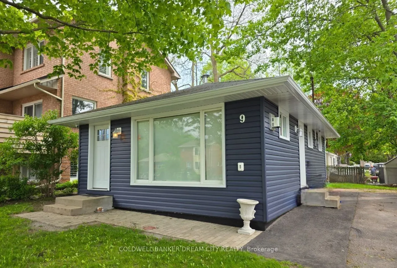 9 Balson Boulevard