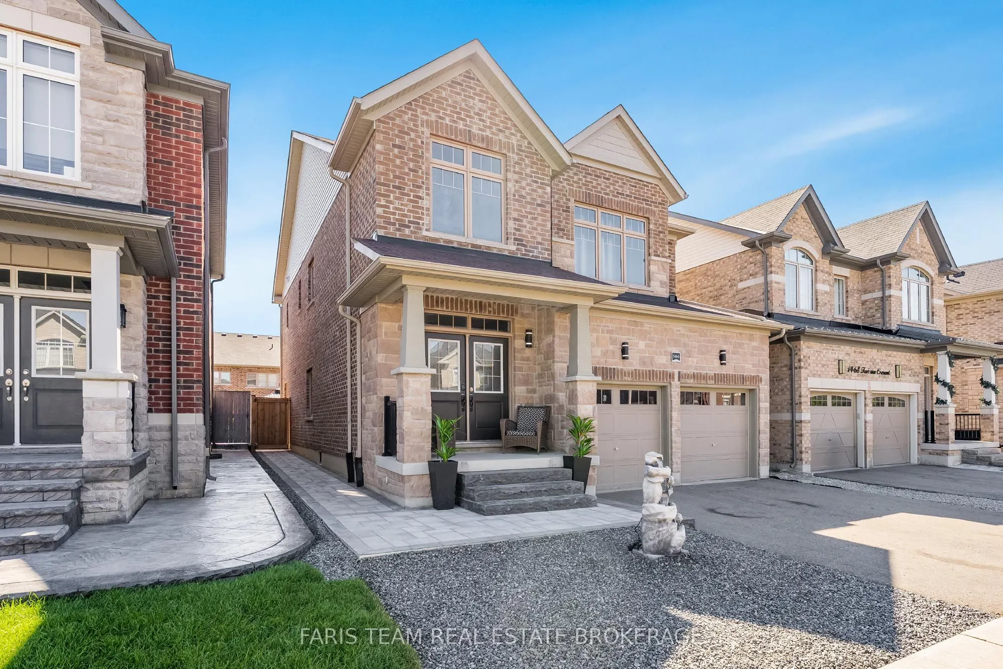 1464 Farrow Crescent