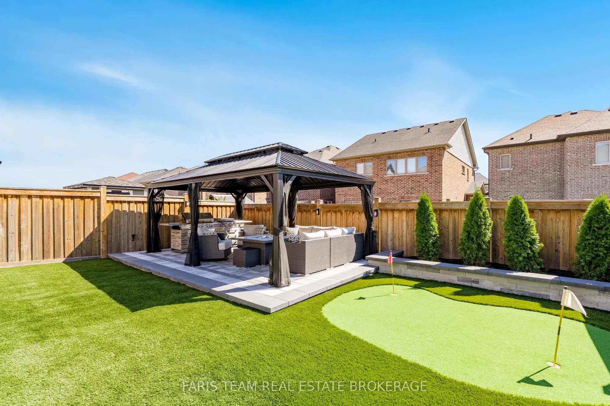 1464 Farrow Crescent
