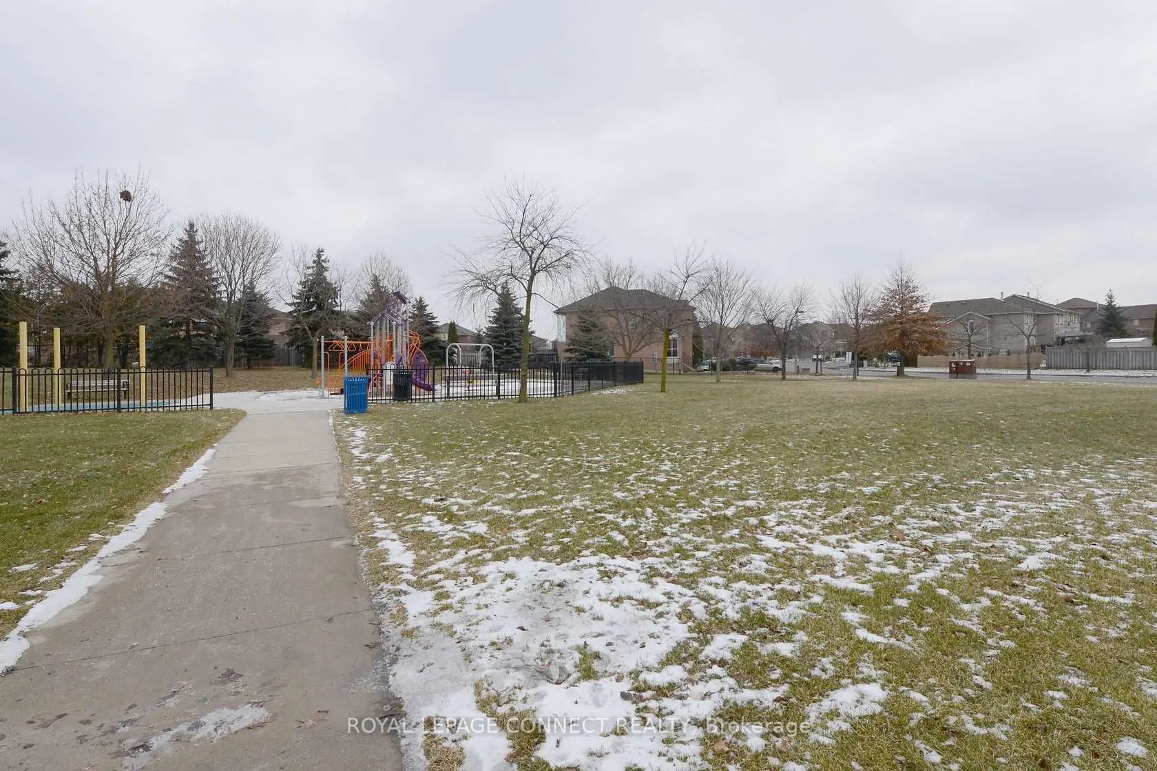 28 Dunoon Drive